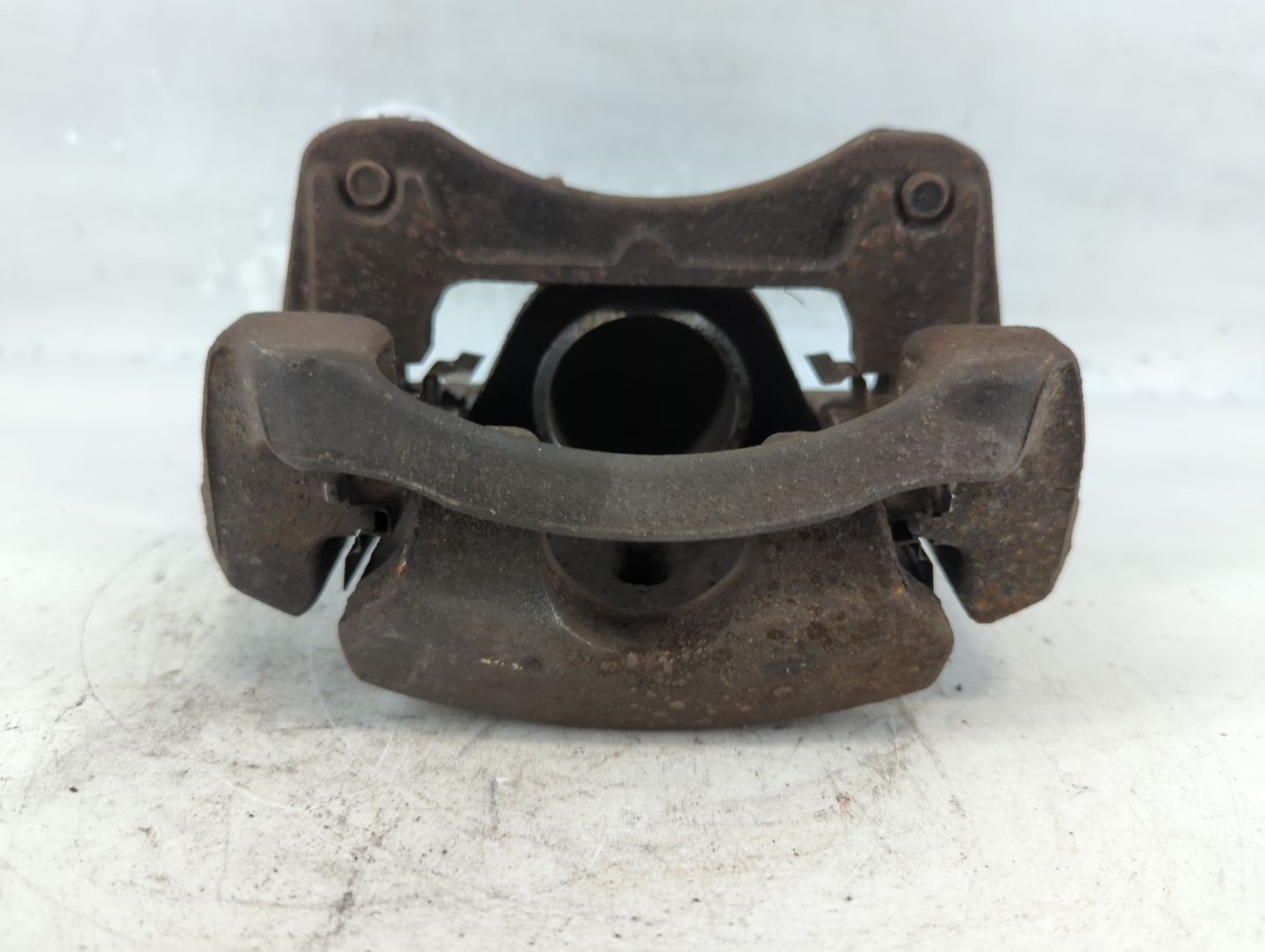 2004-2012 Chevrolet Malibu Front Driver Left Brake Caliper 814019 - Oemusedautoparts1.com