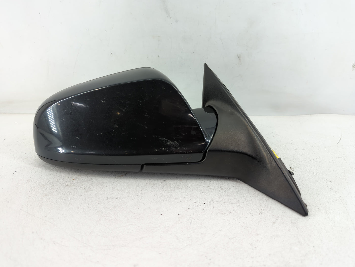 2008-2012 Chevrolet Malibu Passenger Side View Mirror - Right Door Mirror OEM Used - Oemusedautoparts1.com