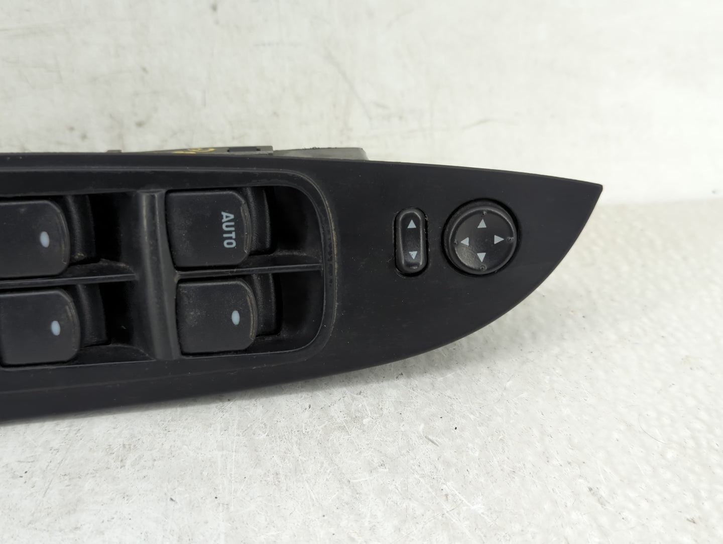 2008-2012 Chevrolet Malibu Master Power Window Switch Replacement Driver Side Left Fits OEM Used Auto Parts - Oemusedautopar