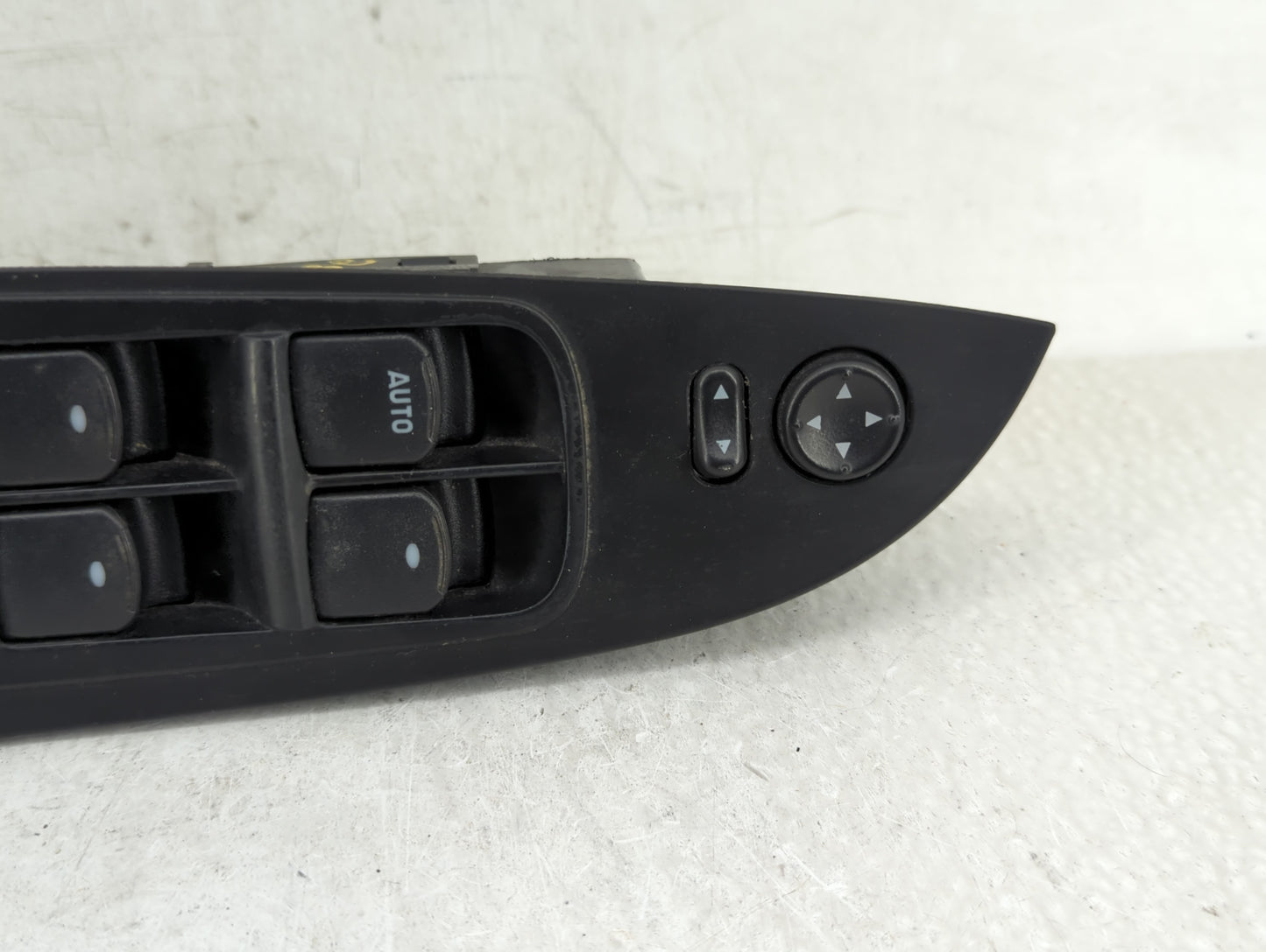 2008-2012 Chevrolet Malibu Master Power Window Switch Replacement Driver Side Left Fits OEM Used Auto Parts - Oemusedautopar