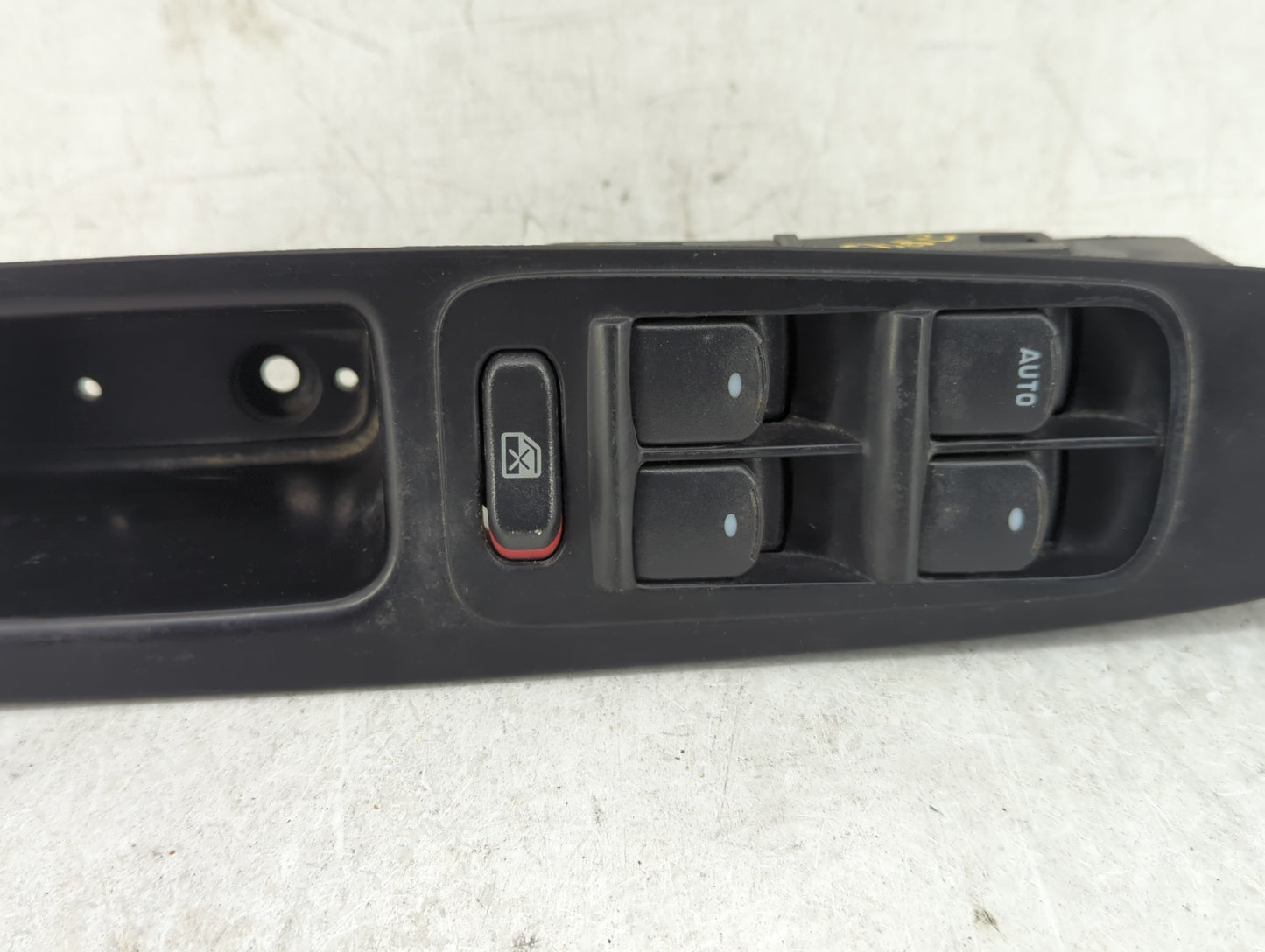2008-2012 Chevrolet Malibu Master Power Window Switch Replacement Driver Side Left Fits OEM Used Auto Parts - Oemusedautopar