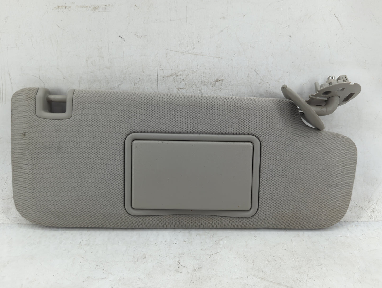 2004-2012 Chevrolet Malibu Sun Visor Shade Replacement Passenger Right Mirror Fits Fits 2004 2005 2008 2009 2010 2011 2012 O