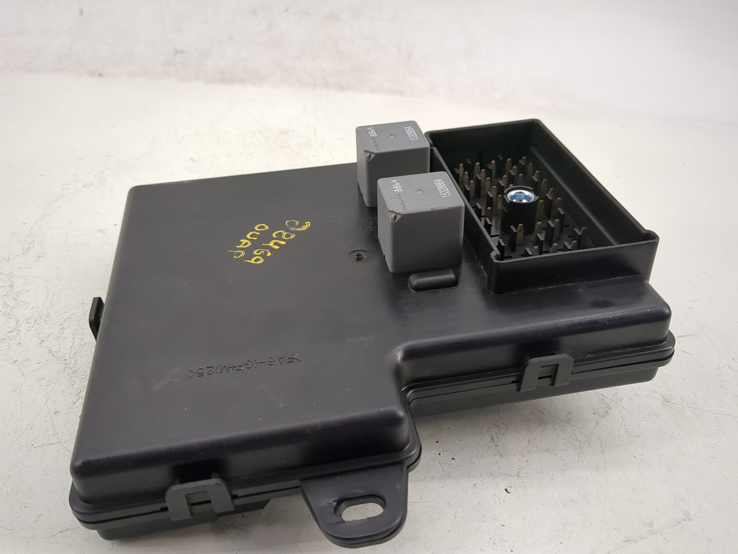 2010-2012 Chevrolet Malibu Body Control Module Bcm Inner Cabin Fuse Box - Oemusedautoparts1.com