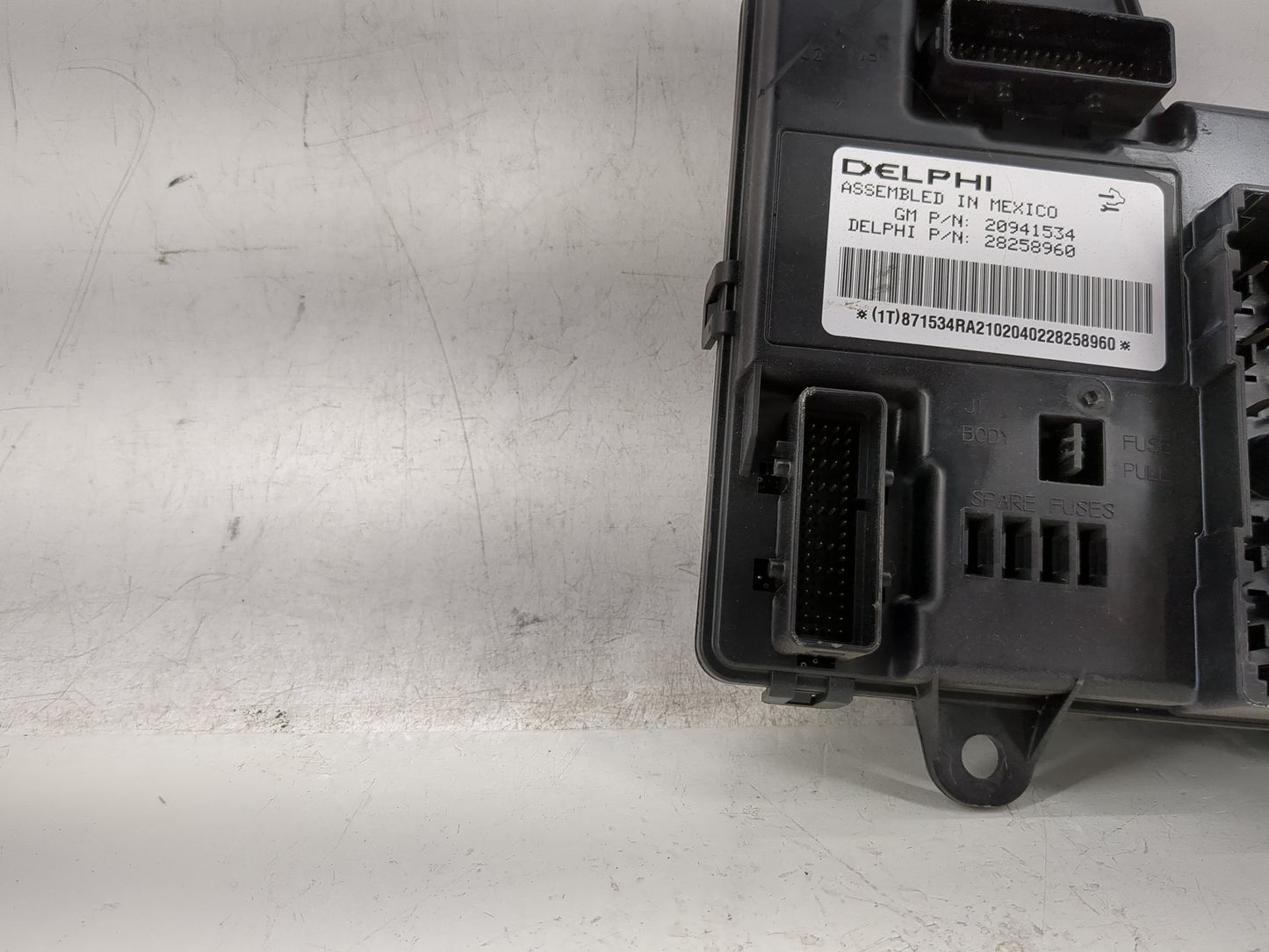 2010-2012 Chevrolet Malibu Body Control Module Bcm Inner Cabin Fuse Box - Oemusedautoparts1.com