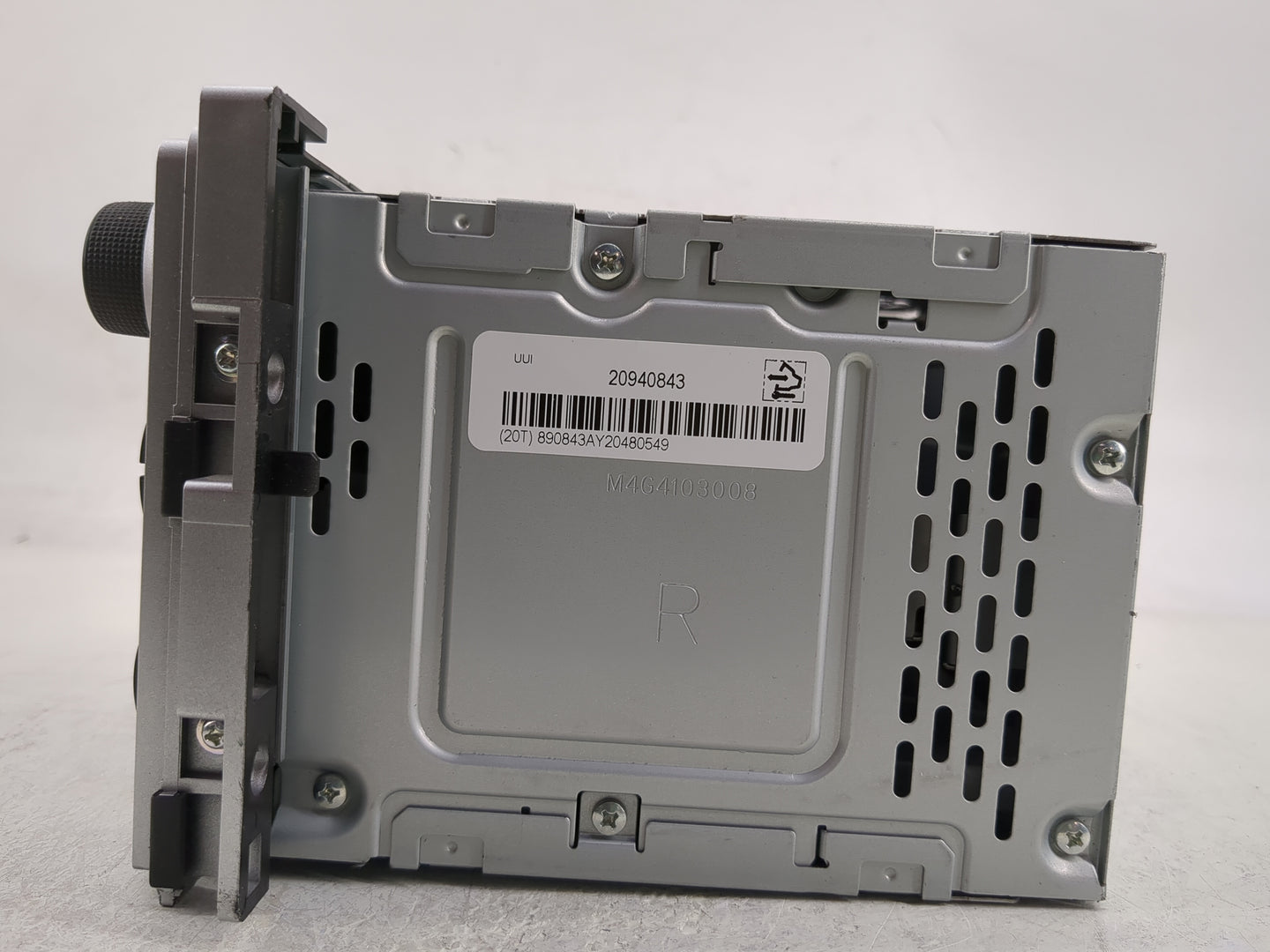 2009-2012 Chevrolet Malibu Radio AM FM Cd Player Receiver Replacement Fits Fits 2009 2010 2011 2012 OEM Used Auto Parts - Oe