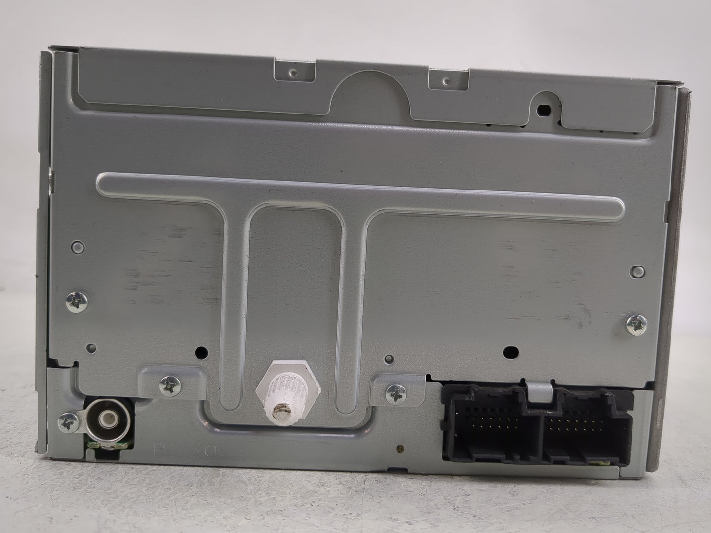 2009-2012 Chevrolet Malibu Radio AM FM Cd Player Receiver Replacement Fits Fits 2009 2010 2011 2012 OEM Used Auto Parts - Oe