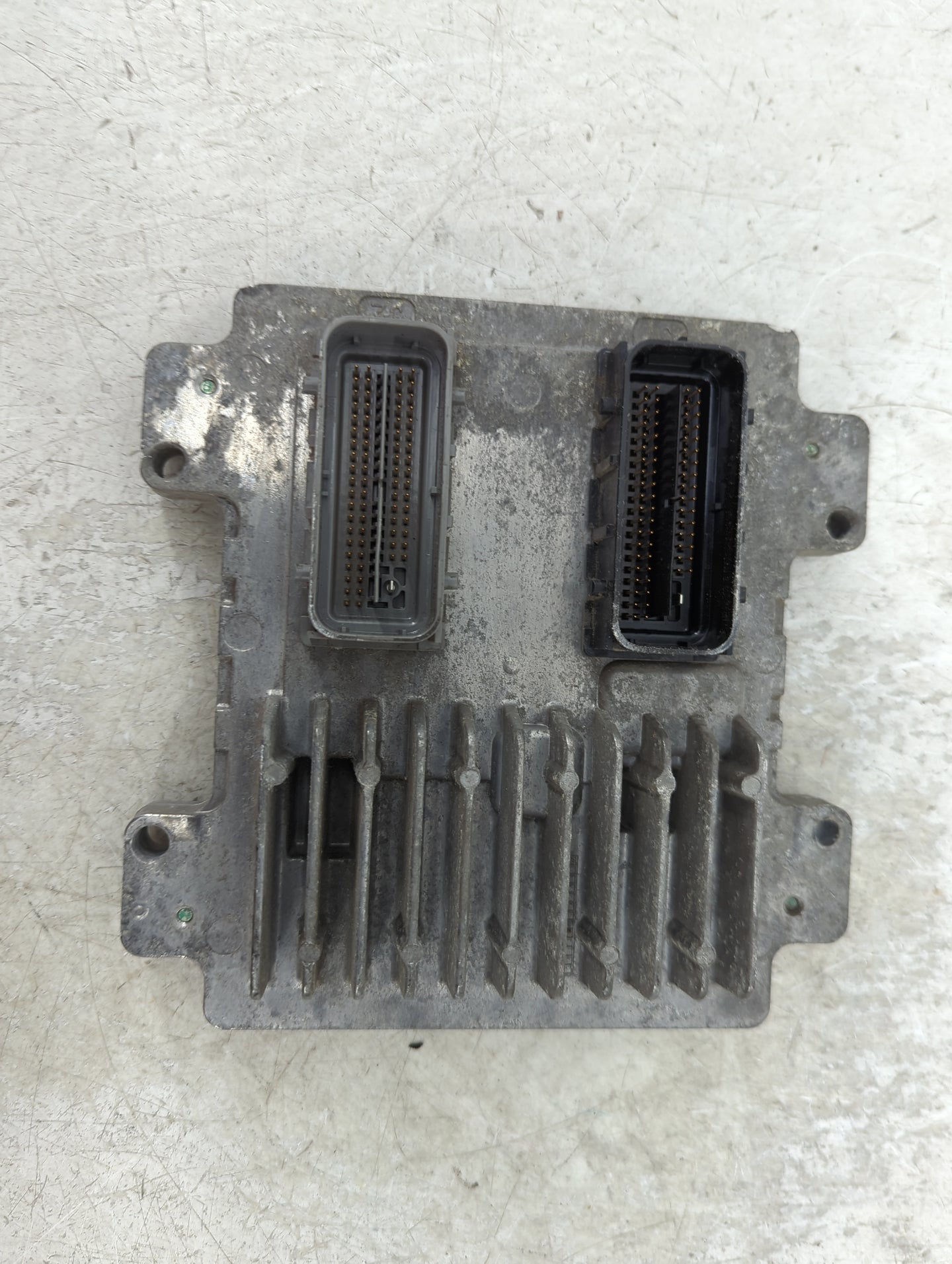 2007-2012 Chevrolet Malibu PCM Engine Control Computer ECU ECM PCU OEM P/N:12638026 12612397 Fits OEM Used Auto Parts - Oemu
