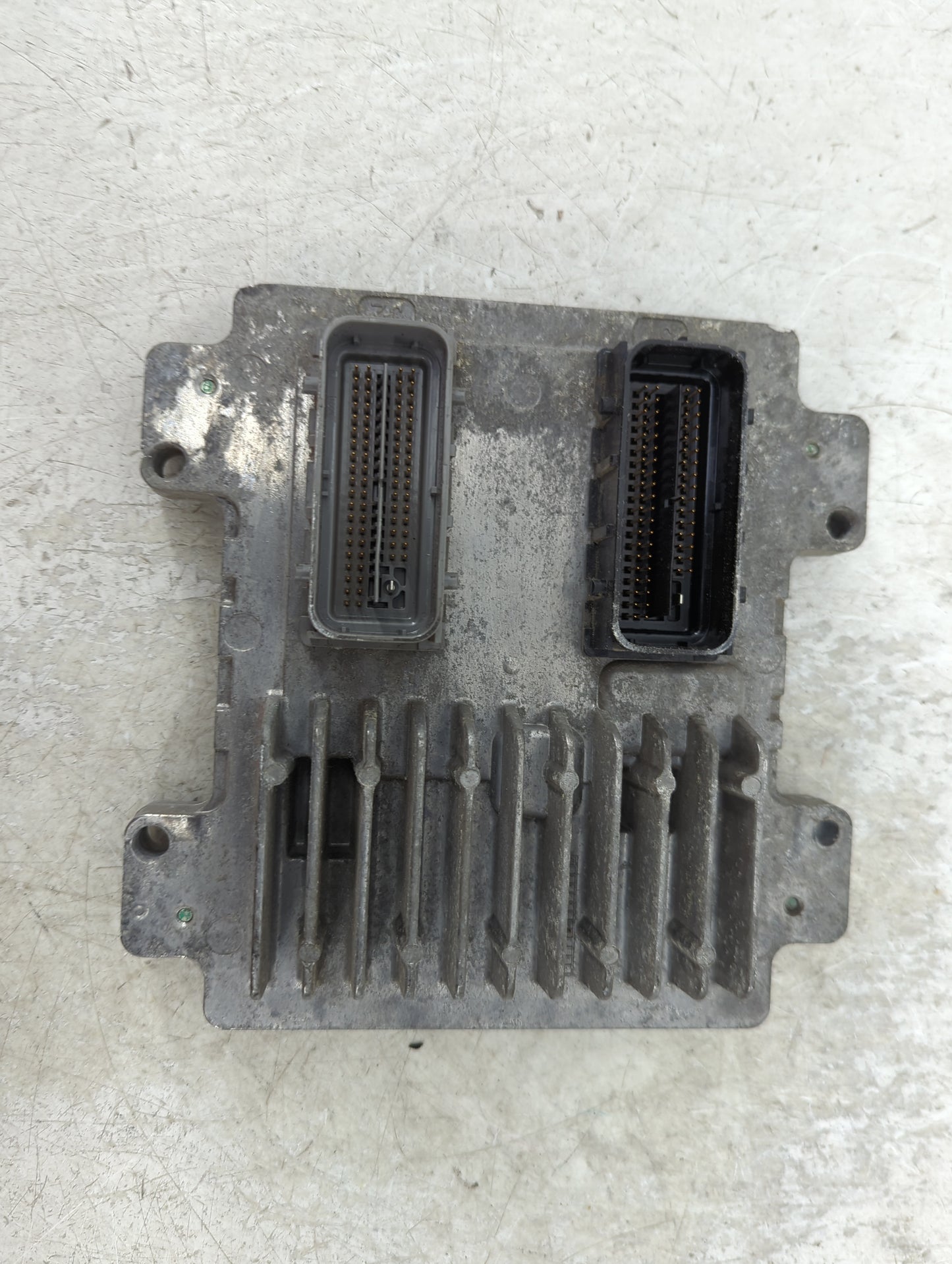2007-2012 Chevrolet Malibu PCM Engine Control Computer ECU ECM PCU OEM P/N:12638026 12612397 Fits OEM Used Auto Parts - Oemu