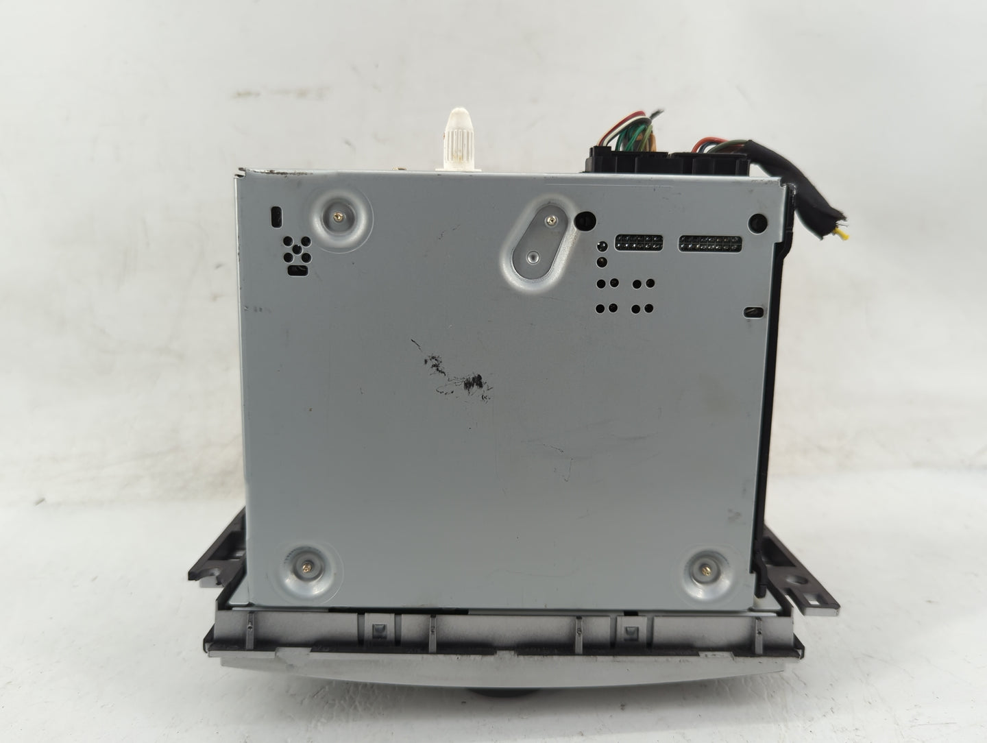 2009-2012 Chevrolet Malibu Radio AM FM Cd Player Receiver Replacement Fits Fits 2009 2010 2011 2012 OEM Used Auto Parts - Oe