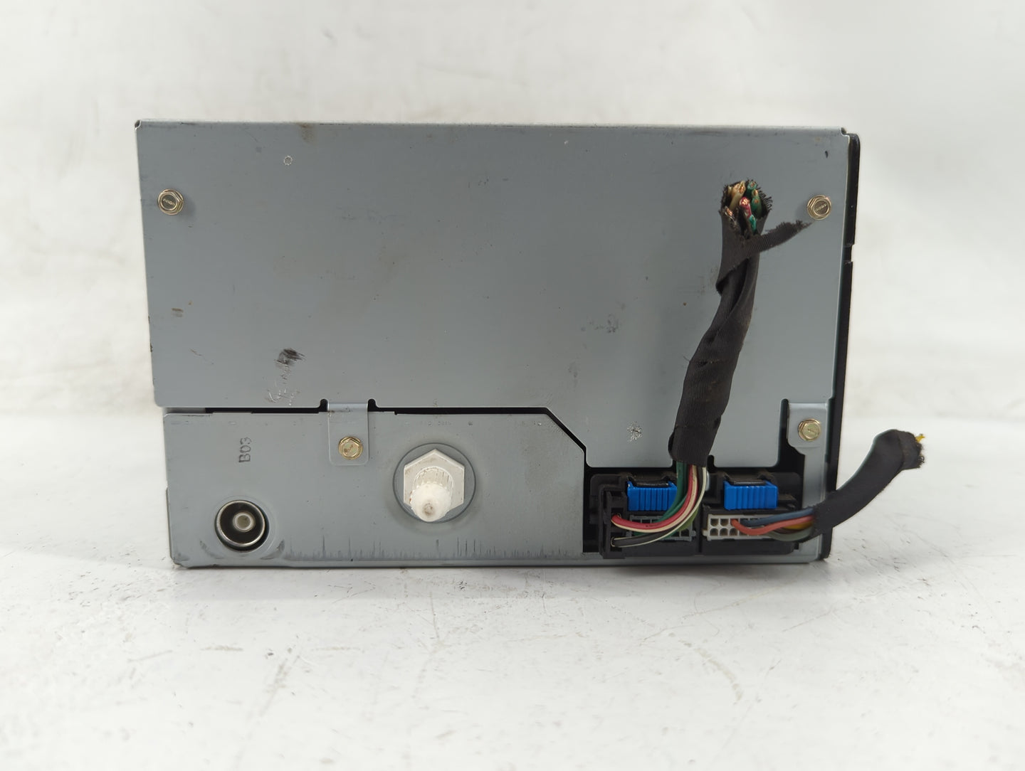 2009-2012 Chevrolet Malibu Radio AM FM Cd Player Receiver Replacement Fits Fits 2009 2010 2011 2012 OEM Used Auto Parts - Oe
