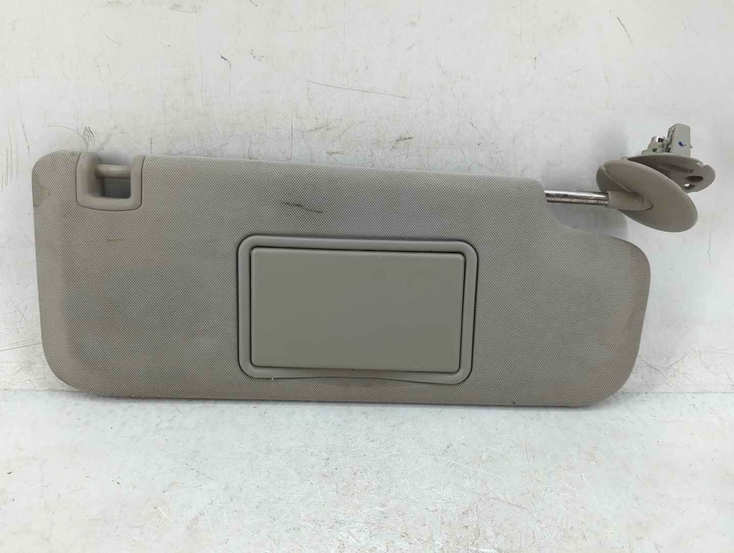 2004-2012 Chevrolet Malibu Sun Visor Shade Replacement Passenger Right Mirror Fits Fits 2004 2005 2008 2009 2010 2011 2012 O