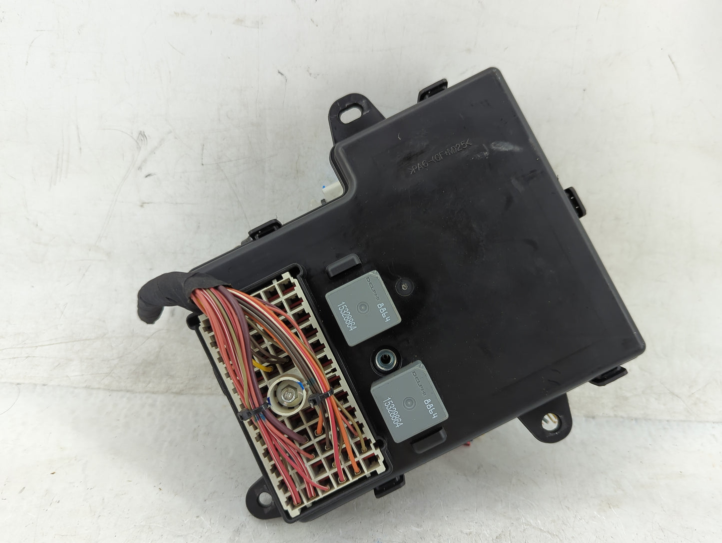 2010-2012 Chevrolet Malibu Body Control Module Bcm Inner Cabin Fuse Box - Oemusedautoparts1.com