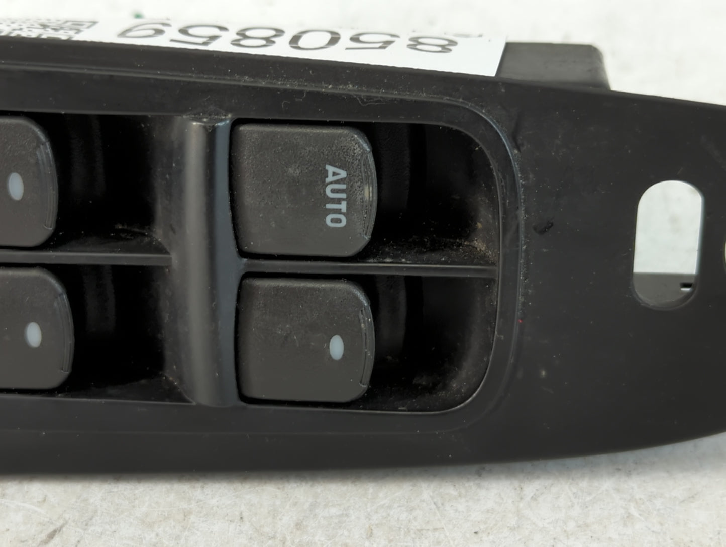 2010-2011 Chevrolet Malibu Master Power Window Switch Replacement Driver Side Left P/N:20607220 Fits Fits 2010 2011 OEM Used