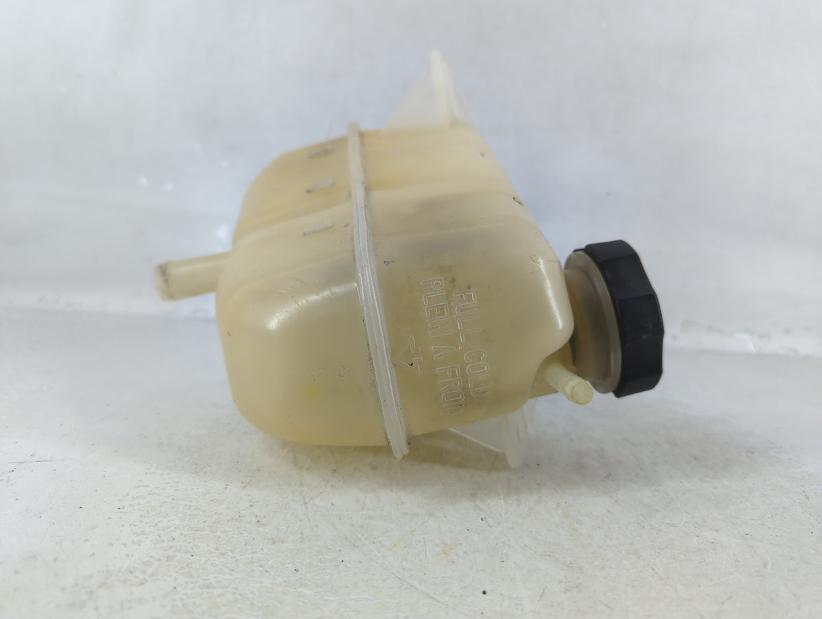 2007 Chevrolet Malibu Radiator Coolant Overflow Expansion Tank Bottle 902731 - Oemusedautoparts1.com