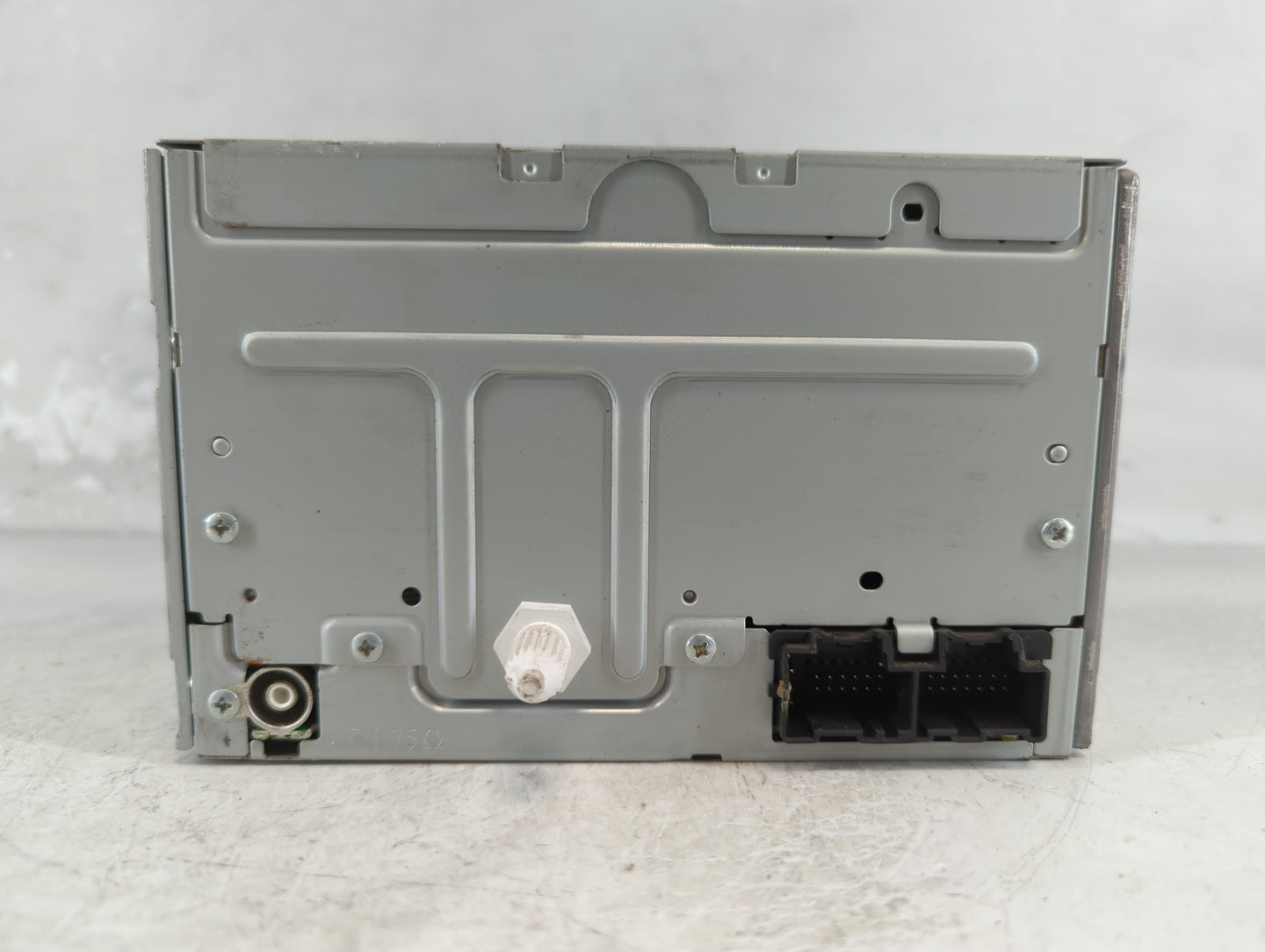 2009-2012 Chevrolet Malibu Radio AM FM Cd Player Receiver Replacement P/N:CC JG20E0GD Fits Fits 2009 2010 2011 2012 OEM Used