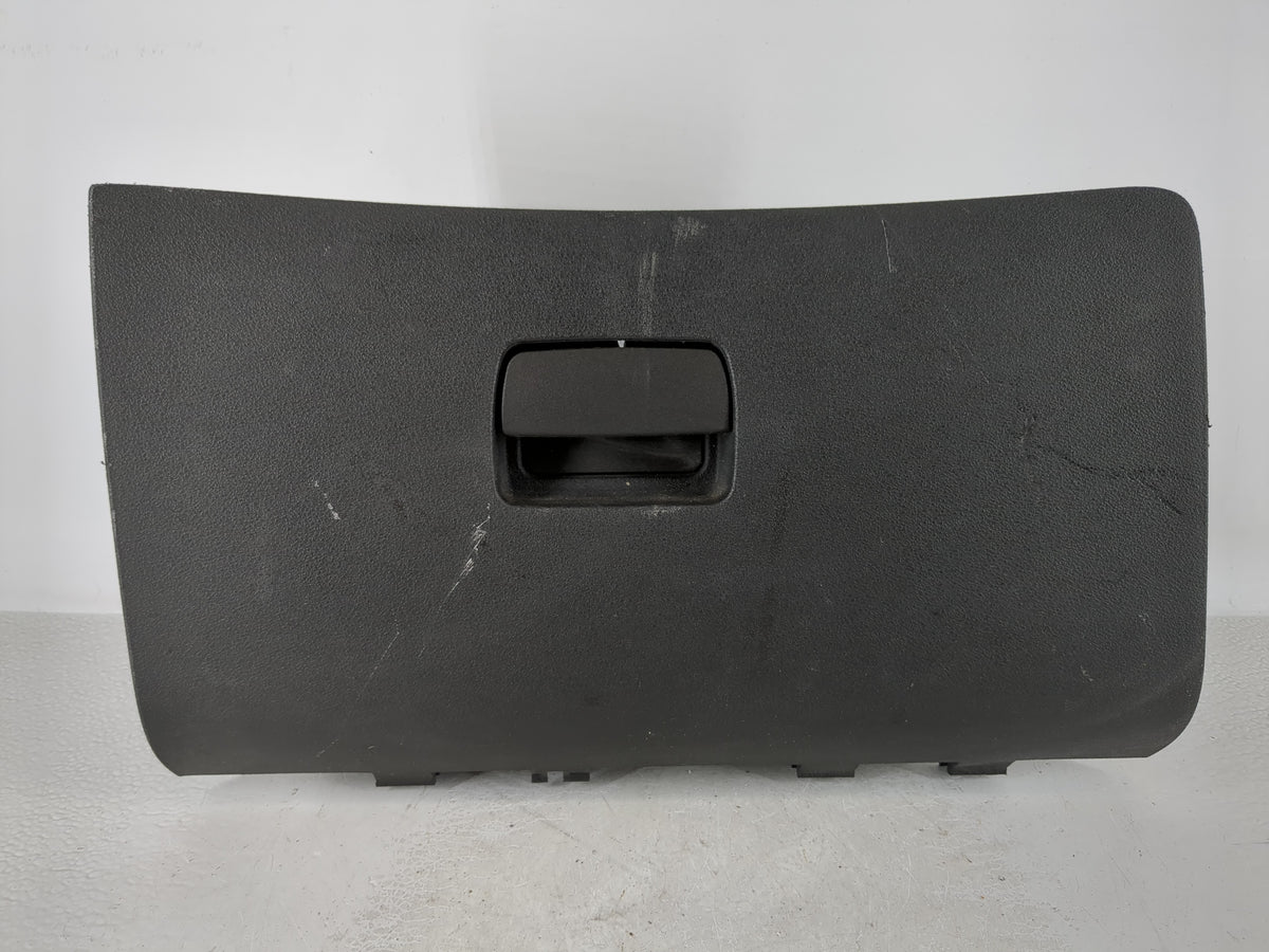 2011 Chevrolet Malibu Passenger Glove Box Door Storage Compartment 956951 - Oemusedautoparts1.com
