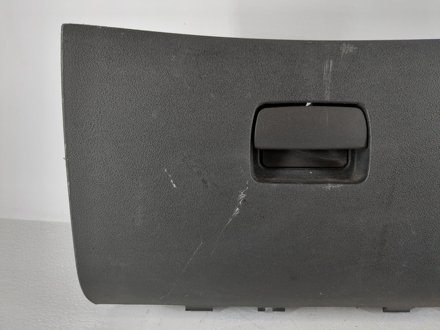 2011 Chevrolet Malibu Passenger Glove Box Door Storage Compartment 956951 - Oemusedautoparts1.com