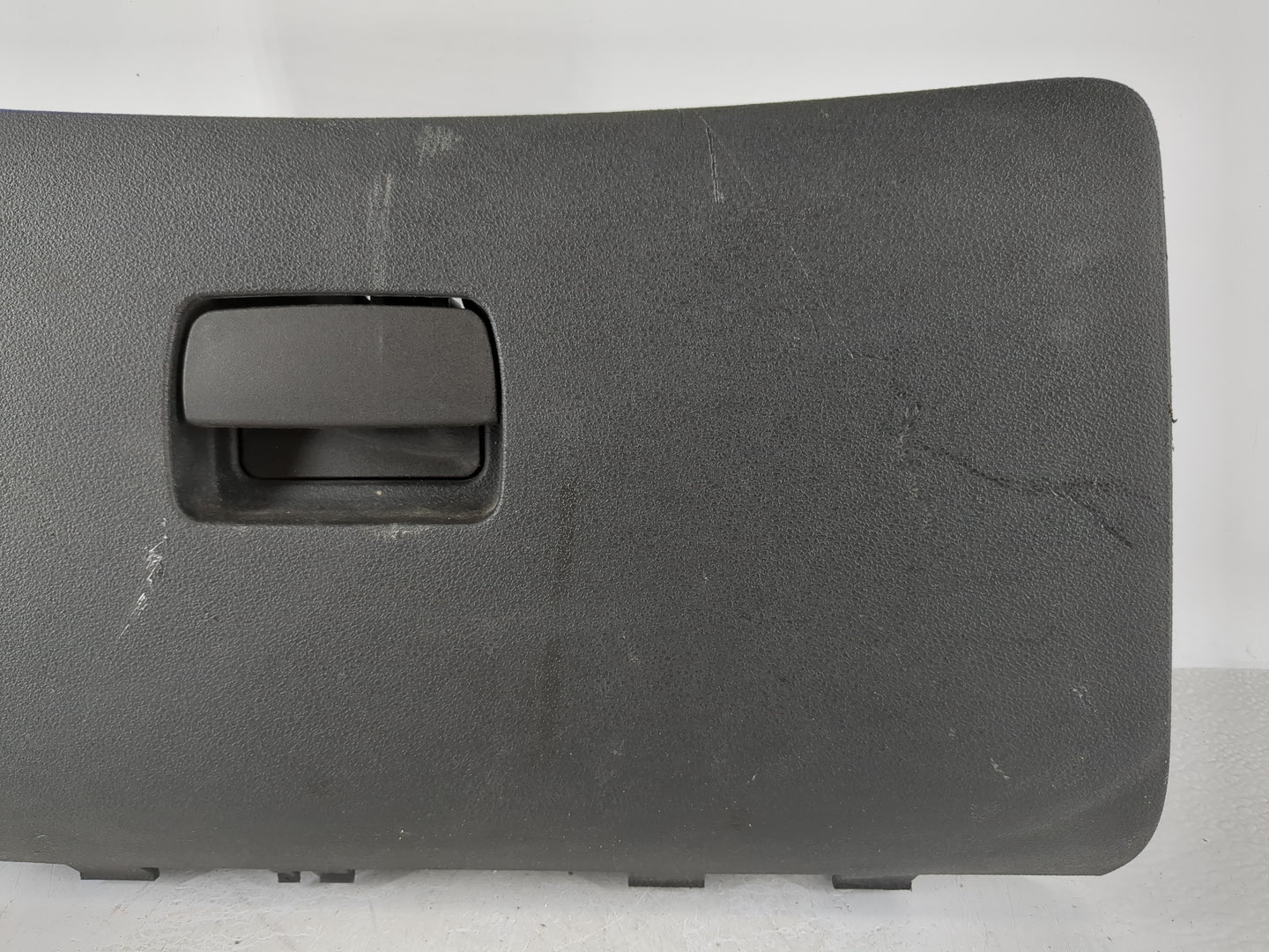 2011 Chevrolet Malibu Passenger Glove Box Door Storage Compartment - Oemusedautoparts1.com