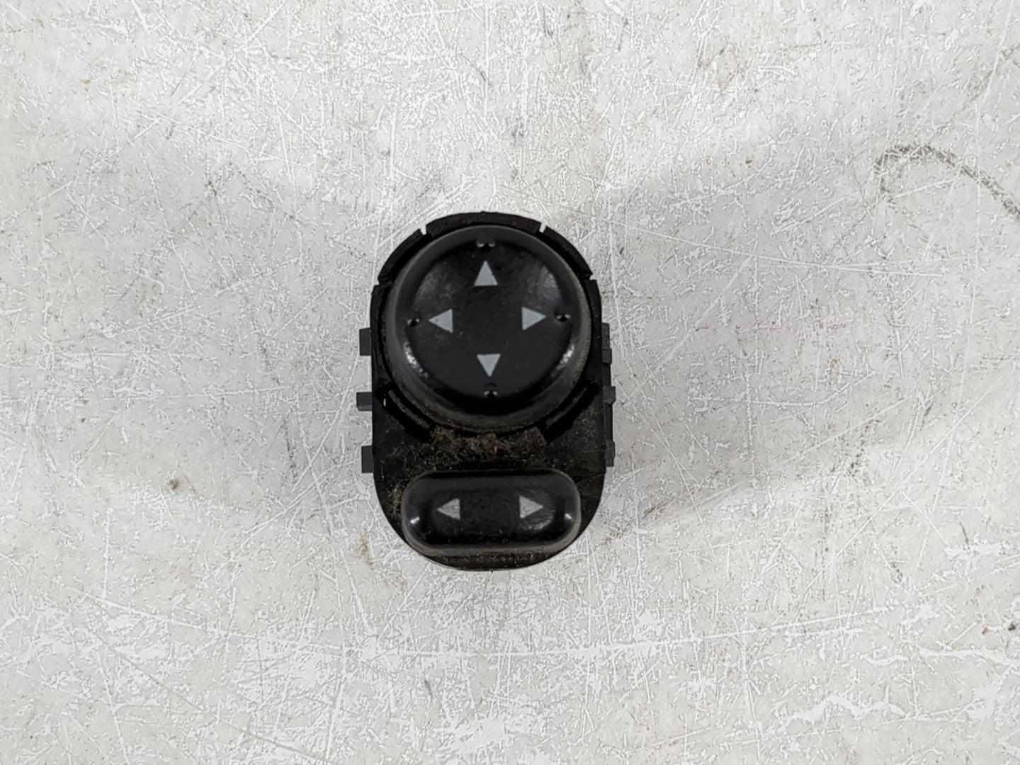 2008-2012 Chevrolet Malibu Master Power Window Switch Replacement Driver Side Left Fits OEM Used Auto Parts - Oemusedautopar