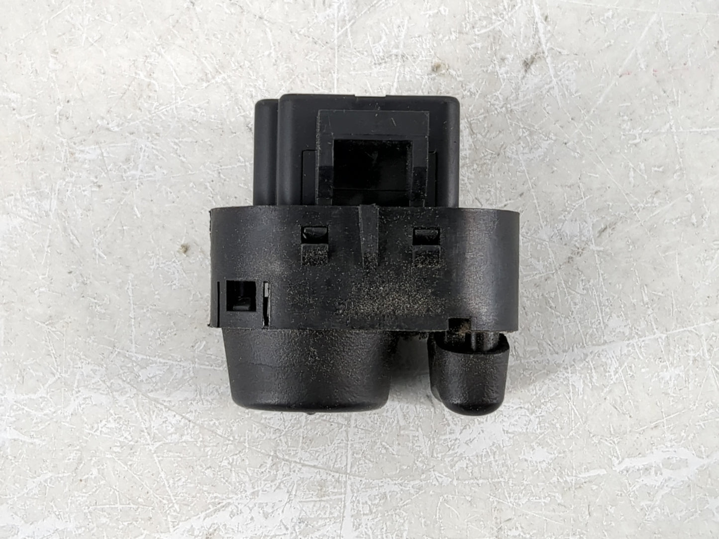 2008-2012 Chevrolet Malibu Master Power Window Switch Replacement Driver Side Left Fits OEM Used Auto Parts - Oemusedautopar