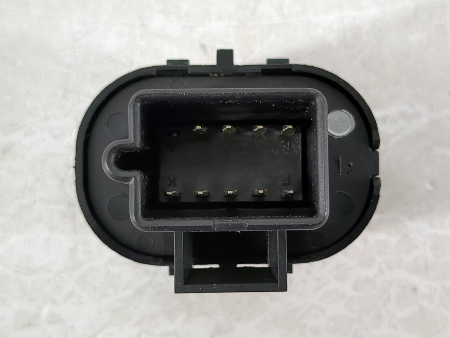 2008-2012 Chevrolet Malibu Master Power Window Switch Replacement Driver Side Left Fits OEM Used Auto Parts - Oemusedautopar