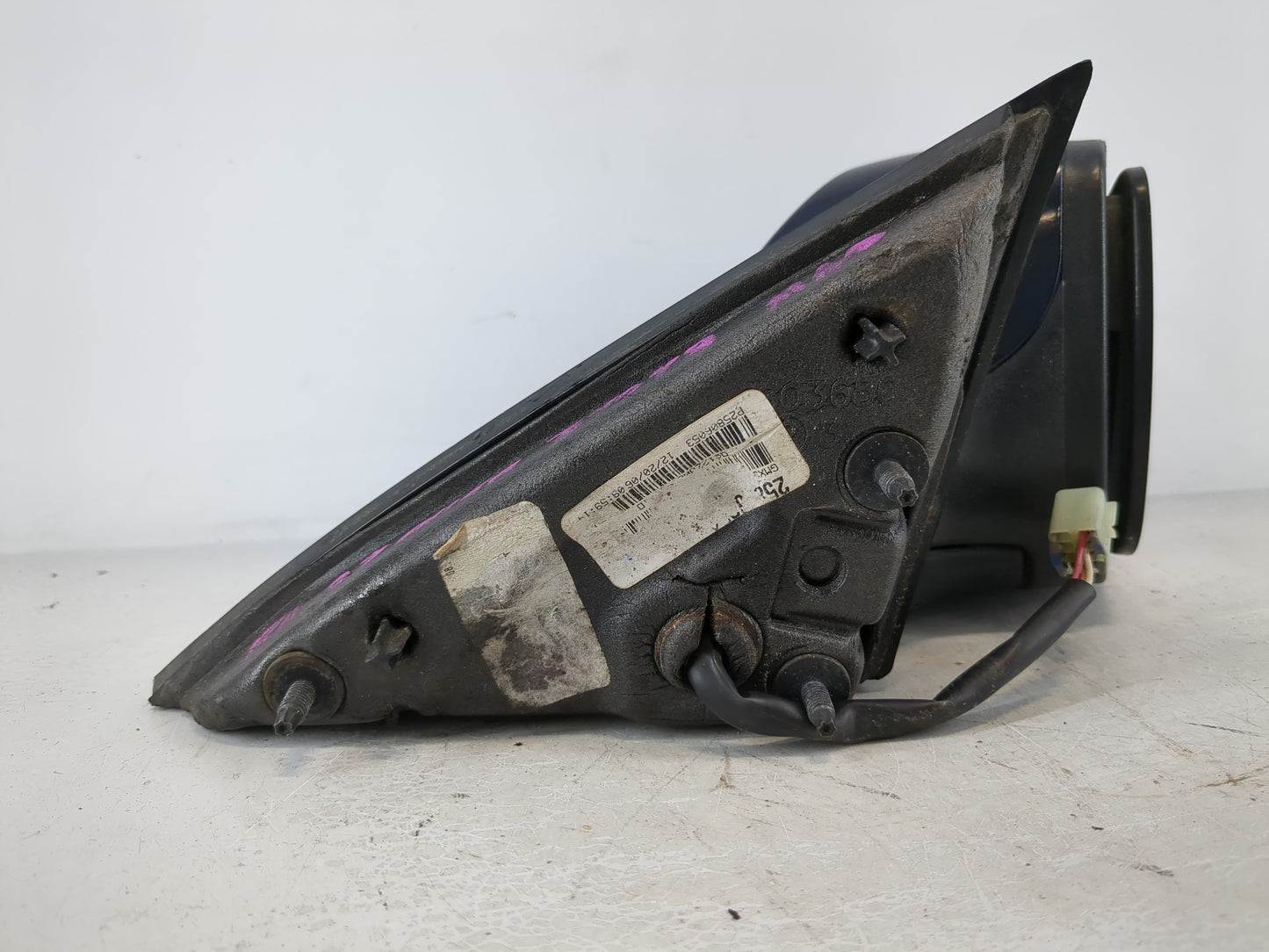 2008-2012 Chevrolet Malibu Passenger Right Side View Manual Door Mirror - Oemusedautoparts1.com