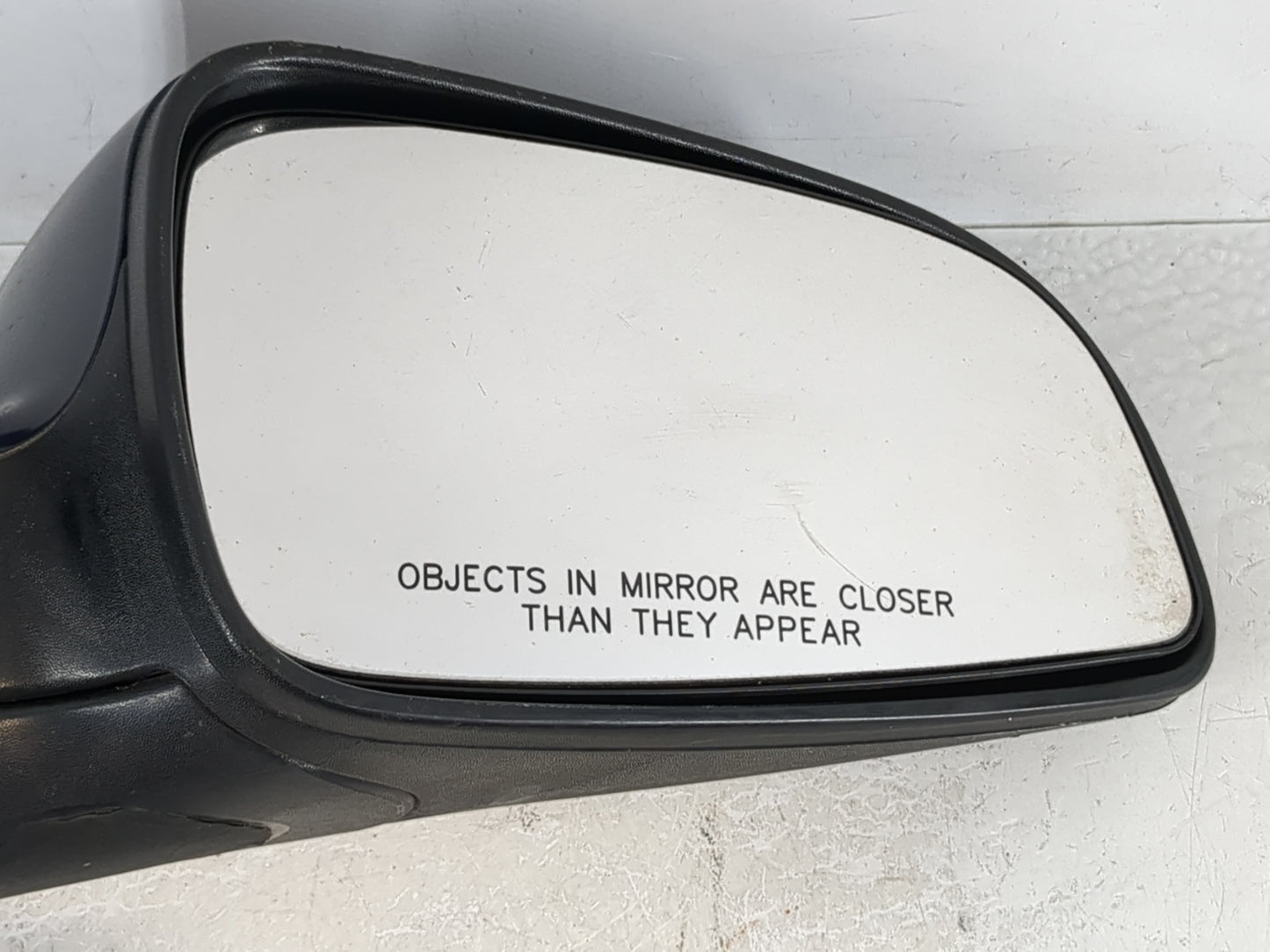 2008-2012 Chevrolet Malibu Passenger Right Side View Manual Door Mirror - Oemusedautoparts1.com