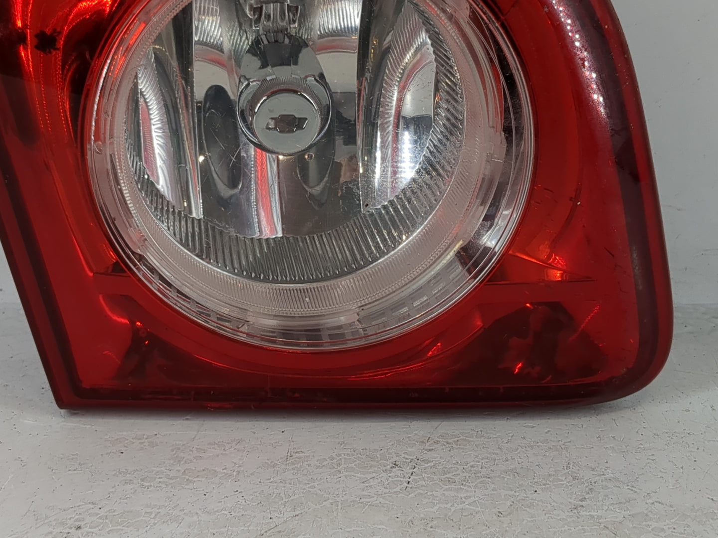 2008-2012 Chevrolet Malibu Driver Left Side Deck Lid Mounted Tail Light 992482 - Oemusedautoparts1.com