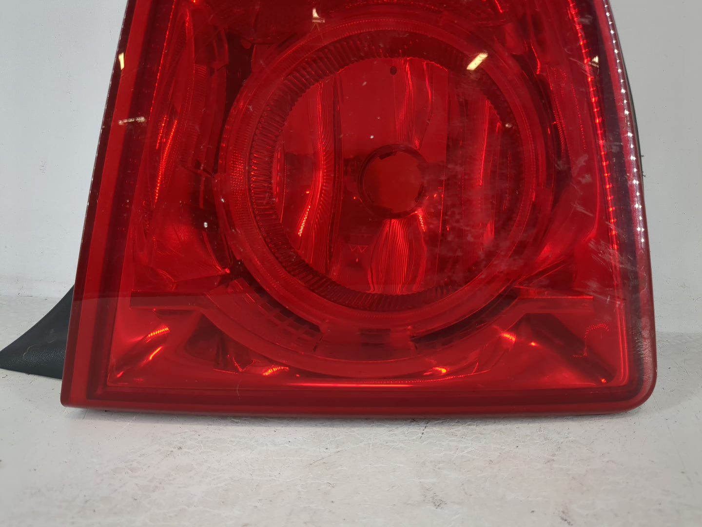 2008 Malibu Driver Left Side Tail Light Taillight Deck Lid Mounted - Oemusedautoparts1.com