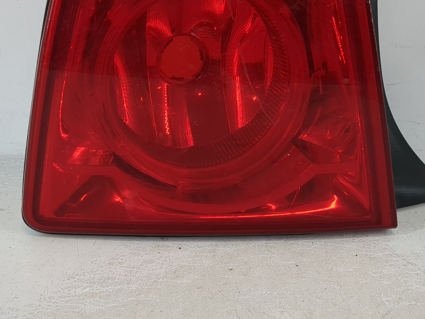 2008 Malibu Driver Left Side Tail Light Taillight Deck Lid Mounted - Oemusedautoparts1.com
