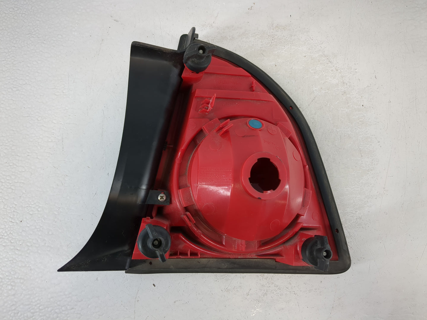 2008 Malibu Driver Left Side Tail Light Taillight Deck Lid Mounted - Oemusedautoparts1.com