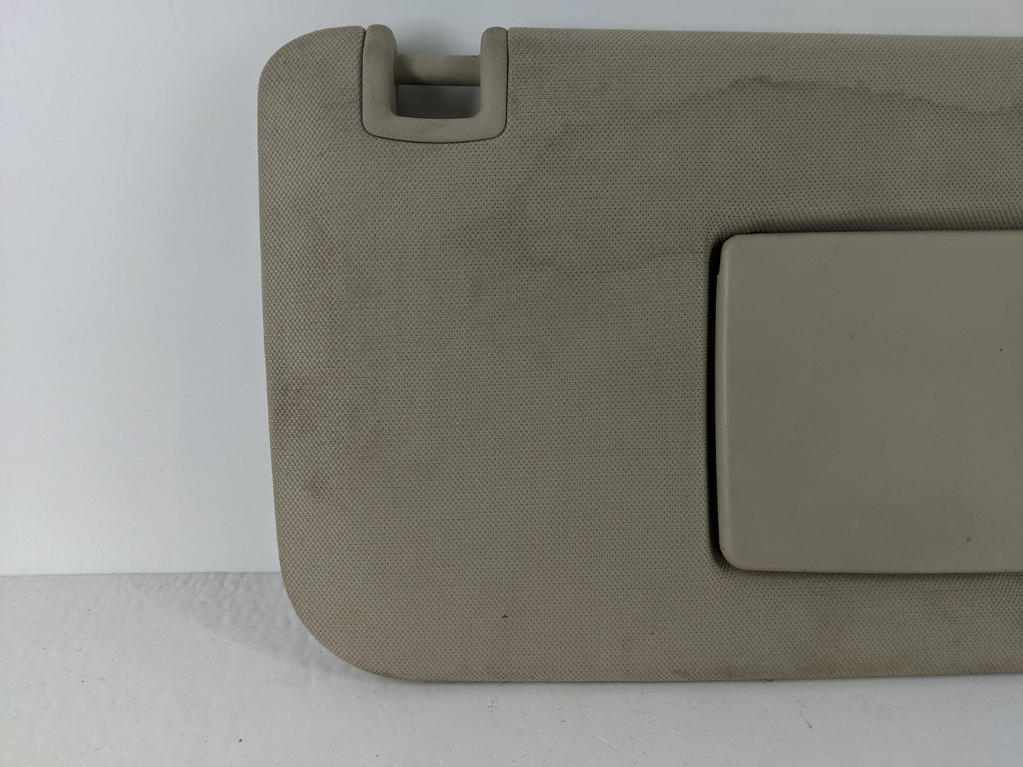 2007-2013 Chevrolet Silverado 1500 Sun Visor Shade Replacement Passenger Right Mirror Fits OEM Used Auto Parts - Oemusedauto