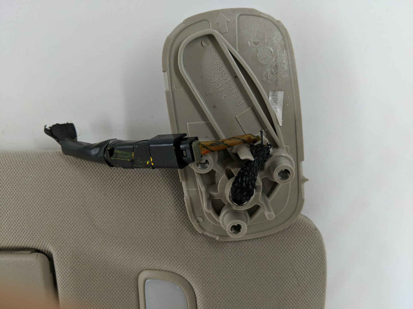 2007-2013 Chevrolet Silverado 1500 Sun Visor Shade Replacement Passenger Right Mirror Fits OEM Used Auto Parts - Oemusedauto