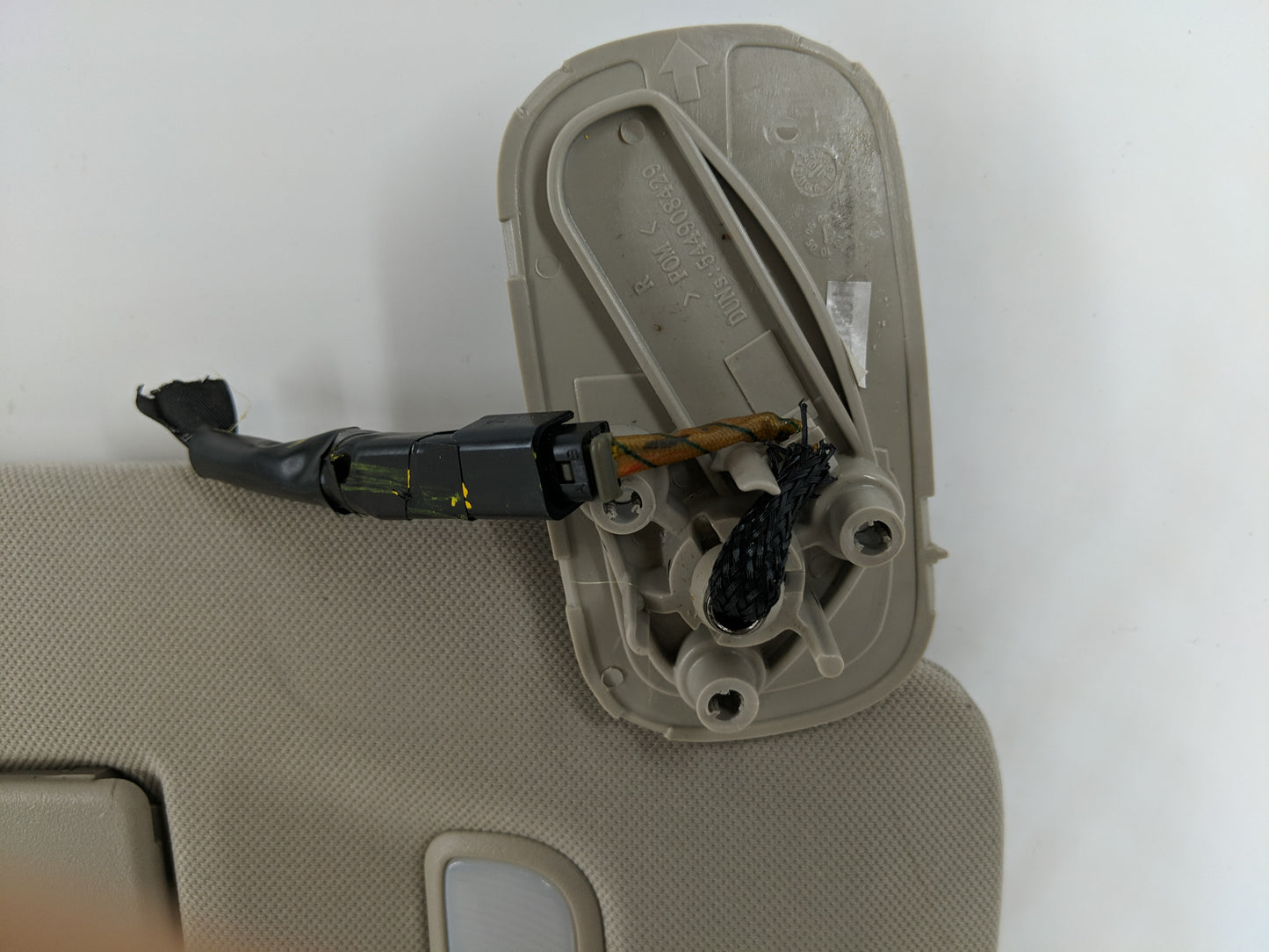 2007-2013 Chevrolet Silverado 1500 Sun Visor Shade Replacement Passenger Right Mirror Fits OEM Used Auto Parts - Oemusedauto