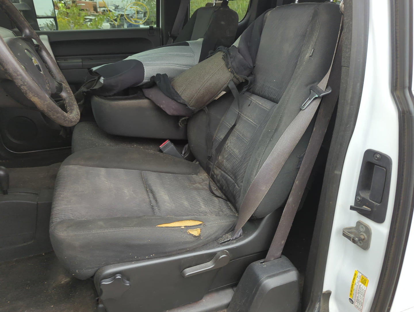 2011-2011 Chevrolet Silverado 1500 Driver Front Seat Oem - Oemusedautoparts1.com