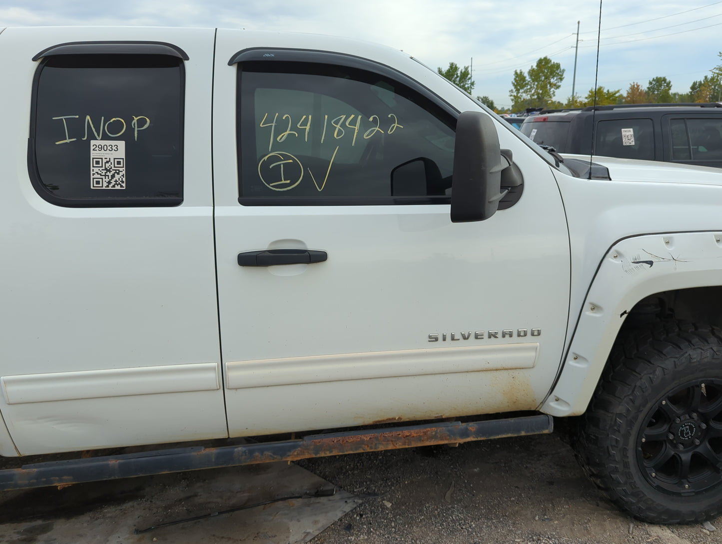 2011-2013 Chevrolet Silverado 1500 Passenger Front Door Oem - Oemusedautoparts1.com