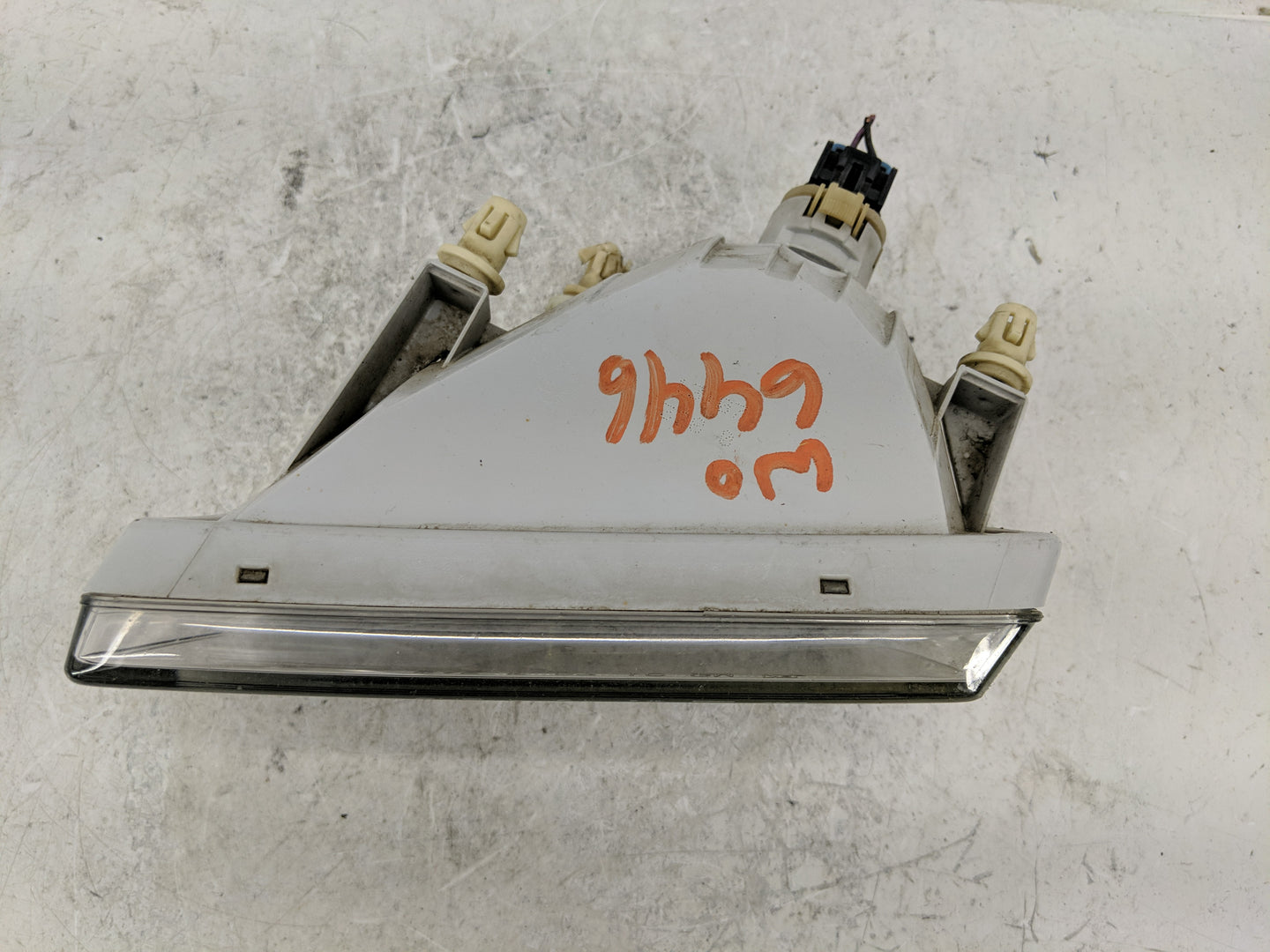 2007-2015 Chevrolet Silverado 1500 Passenger Right Oem Front Light Lamp - Oemusedautoparts1.com