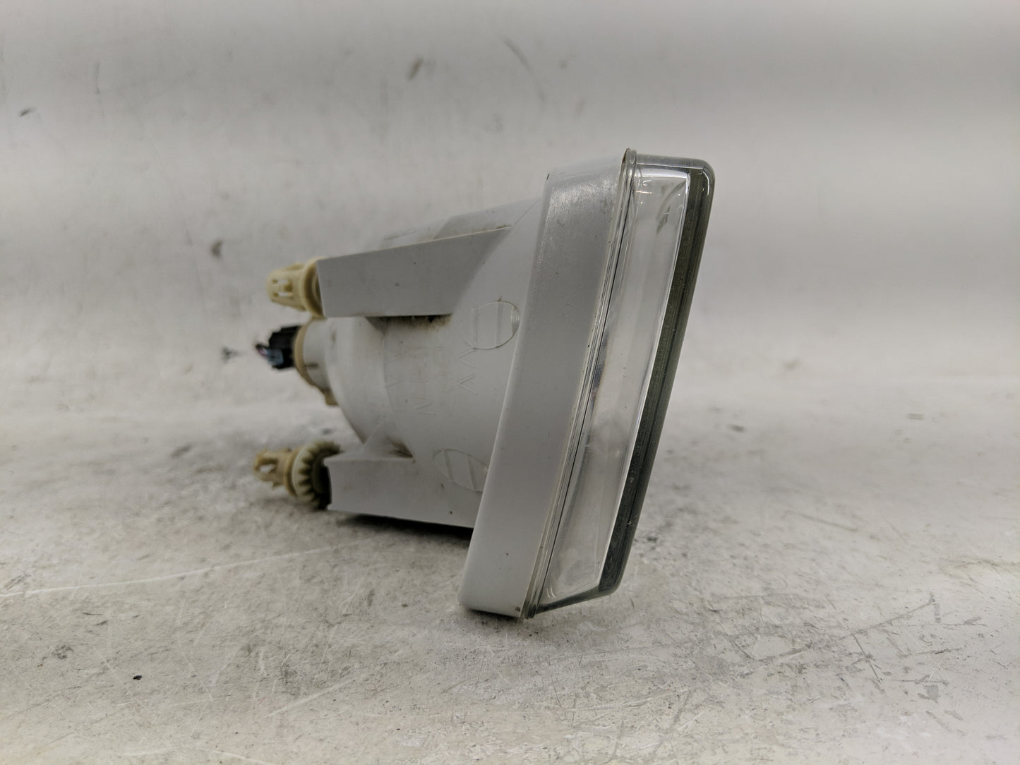 2007-2015 Chevrolet Silverado 1500 Passenger Right Oem Front Light Lamp - Oemusedautoparts1.com