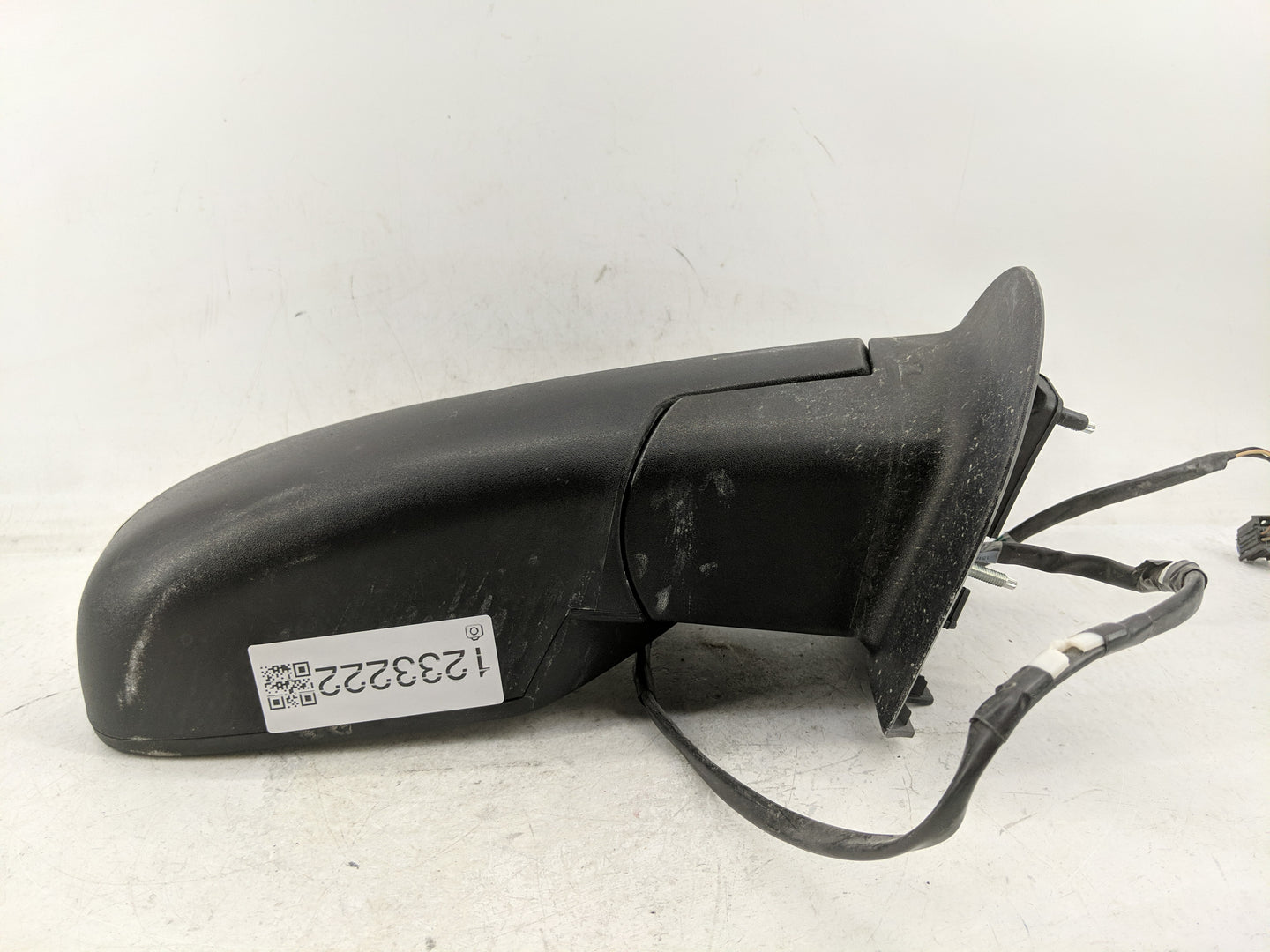 2007-2013 Chevrolet Silverado 1500 Side Mirror Replacement Passenger Right View Door Mirror Fits OEM Used Auto Parts - Oemus