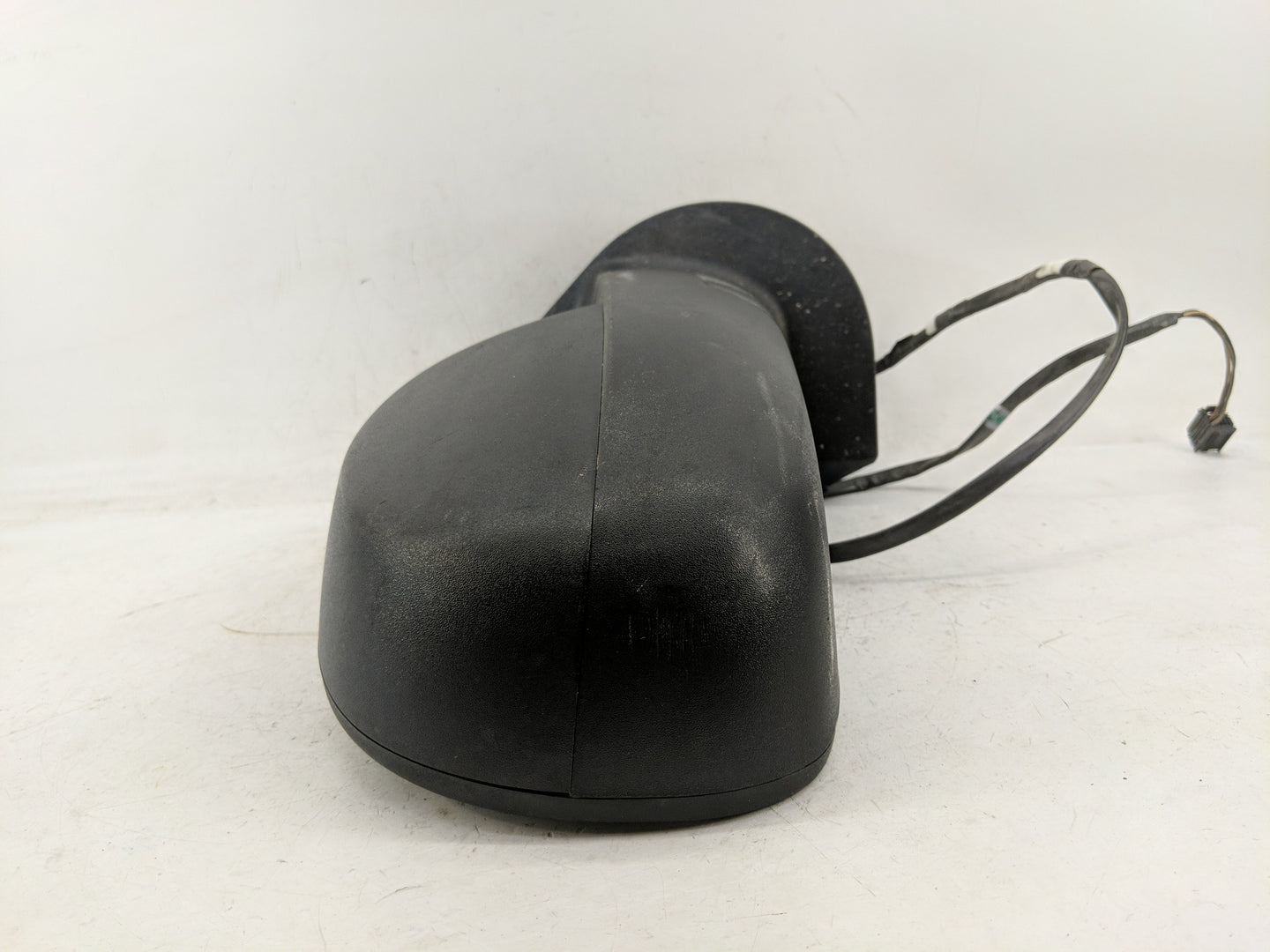 2007-2013 Chevrolet Silverado 1500 Side Mirror Replacement Passenger Right View Door Mirror Fits OEM Used Auto Parts - Oemus