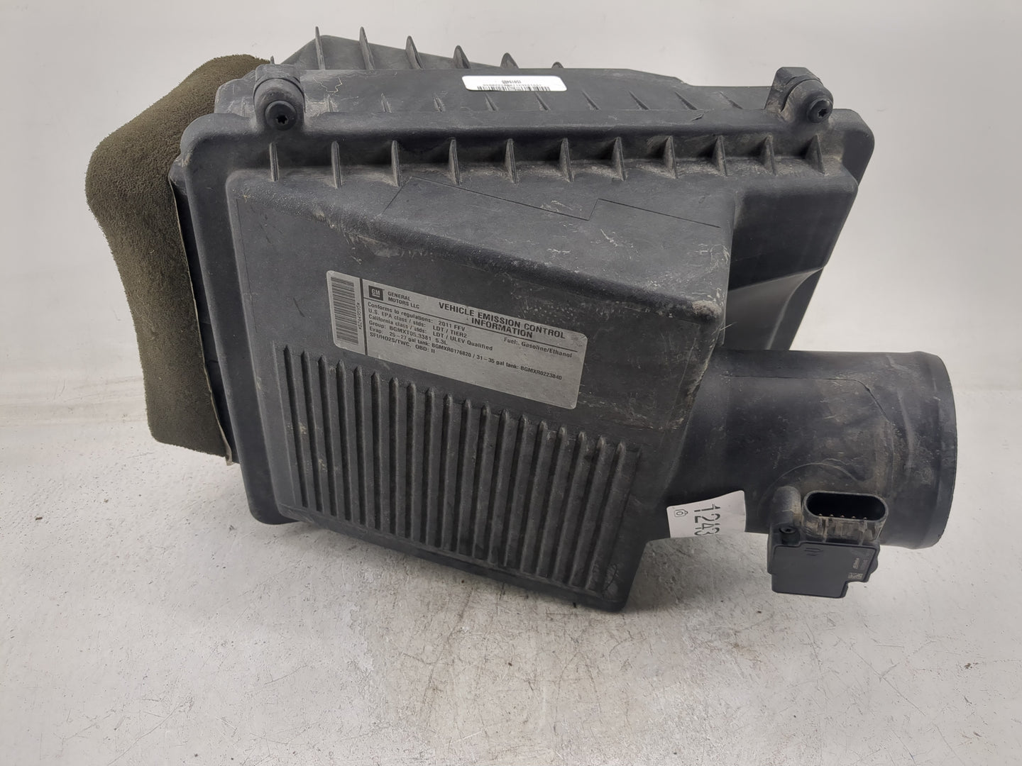 2010-2013 Chevrolet Silverado 1500 Air Cleaner Intake-duct Hose Tube - Oemusedautoparts1.com