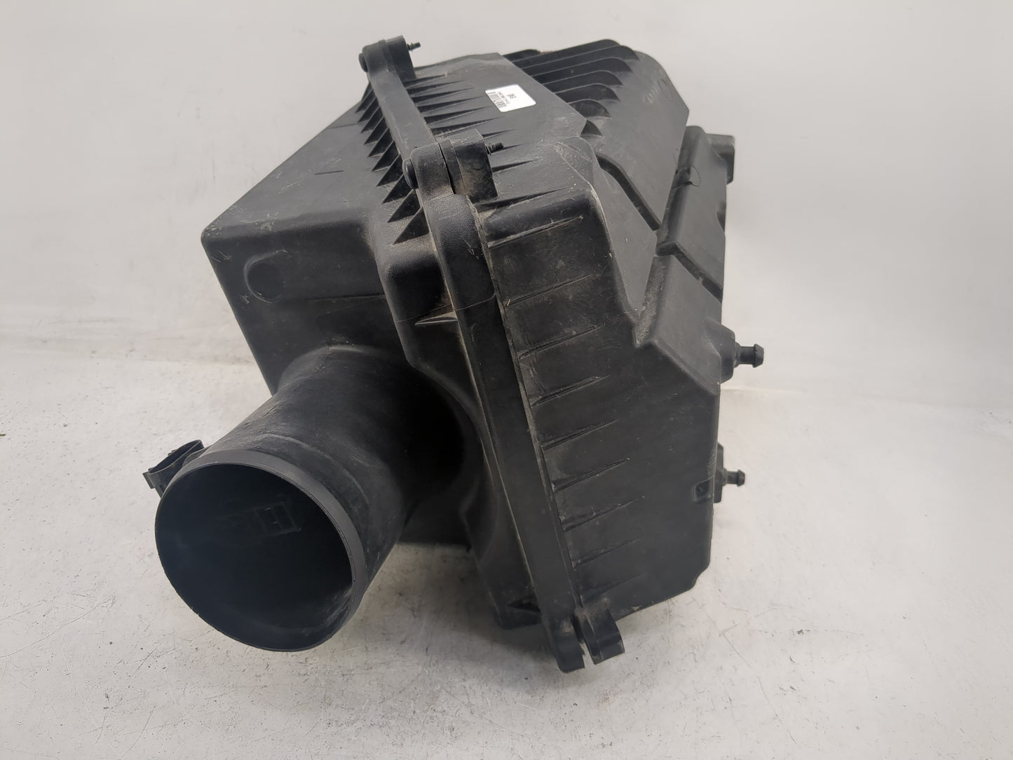 2010-2013 Chevrolet Silverado 1500 Air Cleaner Intake-duct Hose Tube - Oemusedautoparts1.com