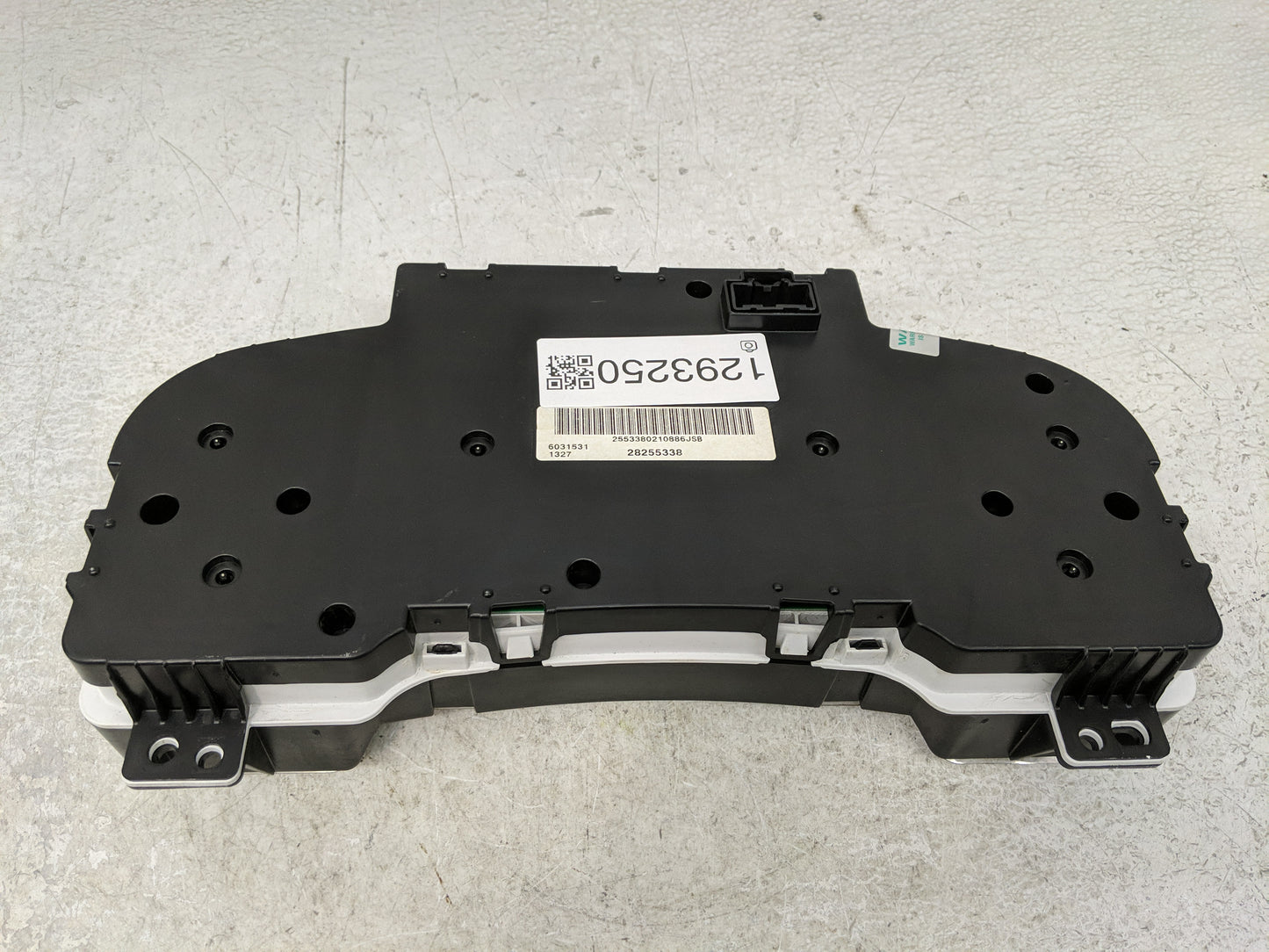 2011-2013 Chevrolet Silverado 1500 Instrument Cluster Speedometer Gauges P/N:28255338 Fits Fits 2011 2012 2013 OEM Used Auto