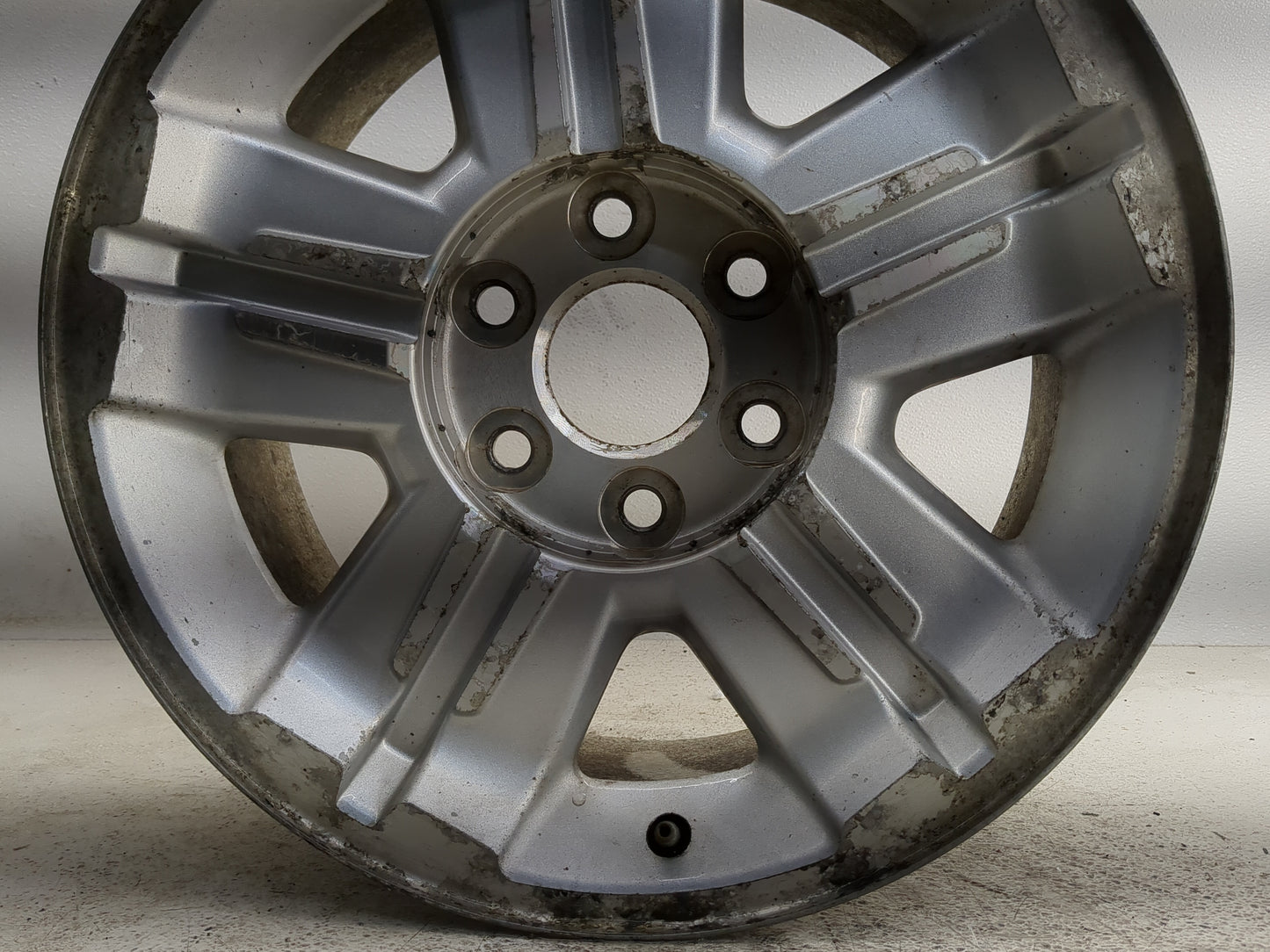 2008-2013 Chevrolet Silverado 1500 Oem Wheel Rim 1310405 - Oemusedautoparts1.com