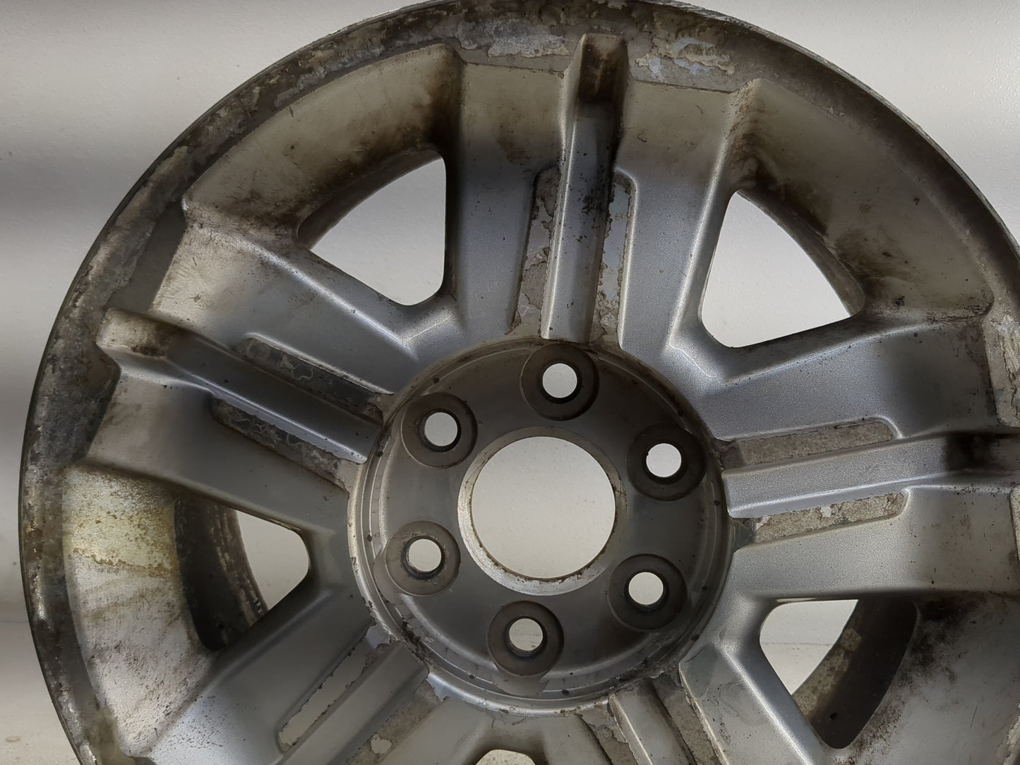 2008-2013 Chevrolet Silverado 1500 Oem Wheel Rim 1310406 - Oemusedautoparts1.com