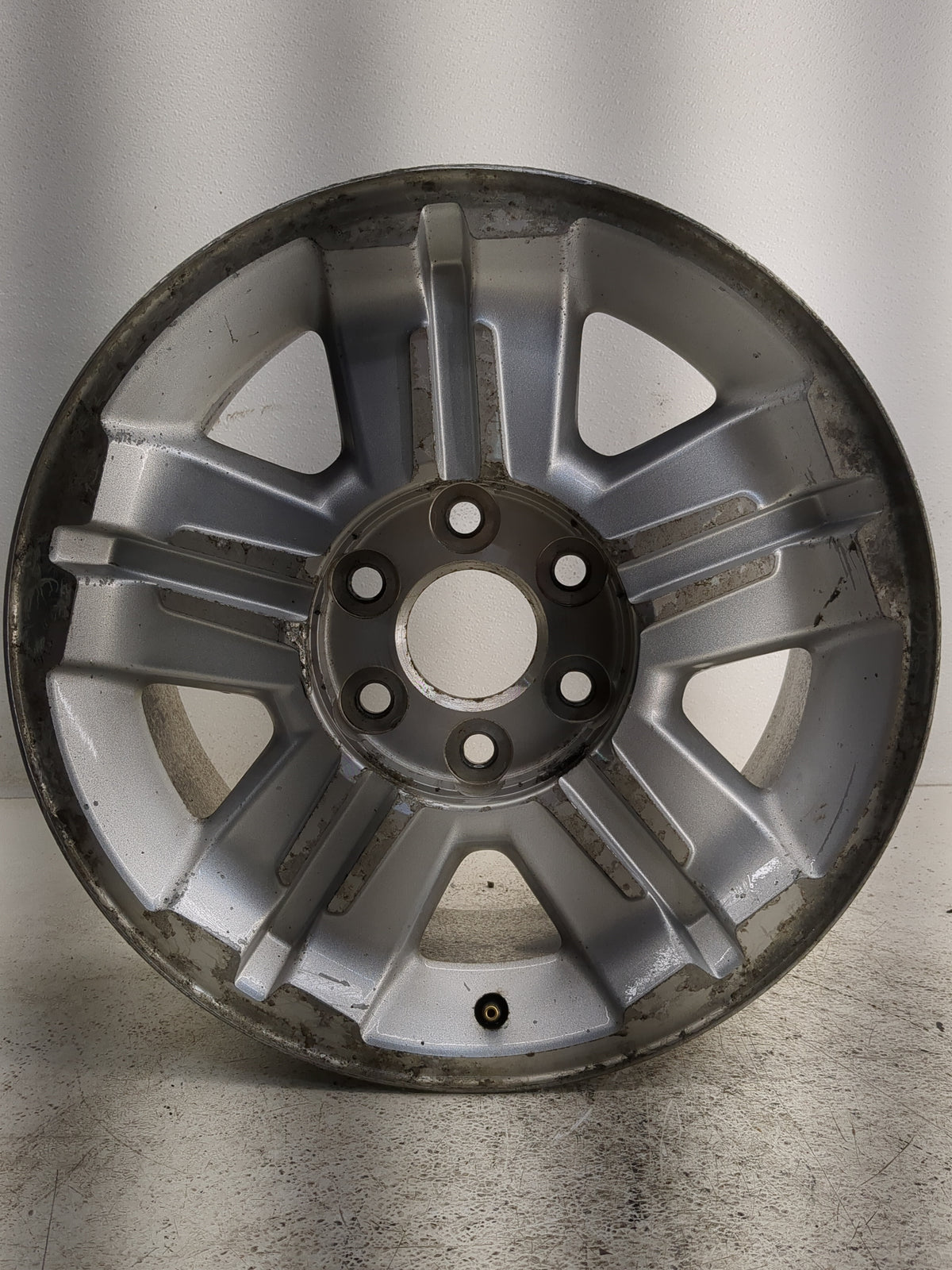 2008-2013 Chevrolet Silverado 1500 Oem Wheel Rim 1310407 - Oemusedautoparts1.com