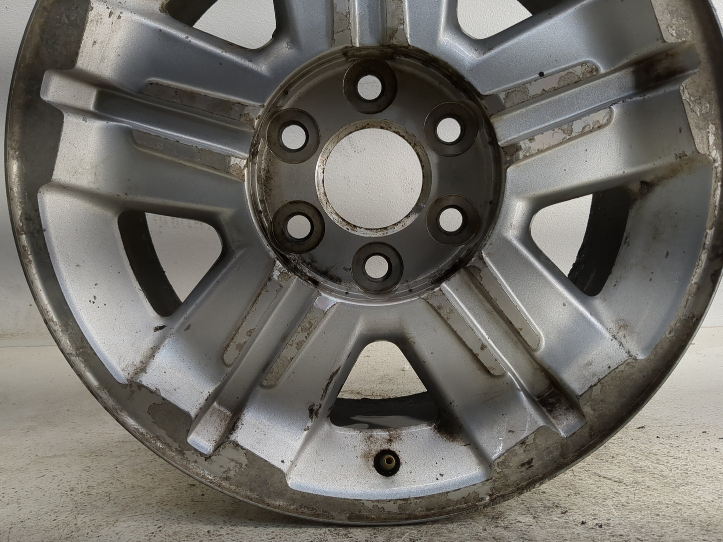 2008-2013 Chevrolet Silverado 1500 Oem Wheel Rim 1310410 - Oemusedautoparts1.com