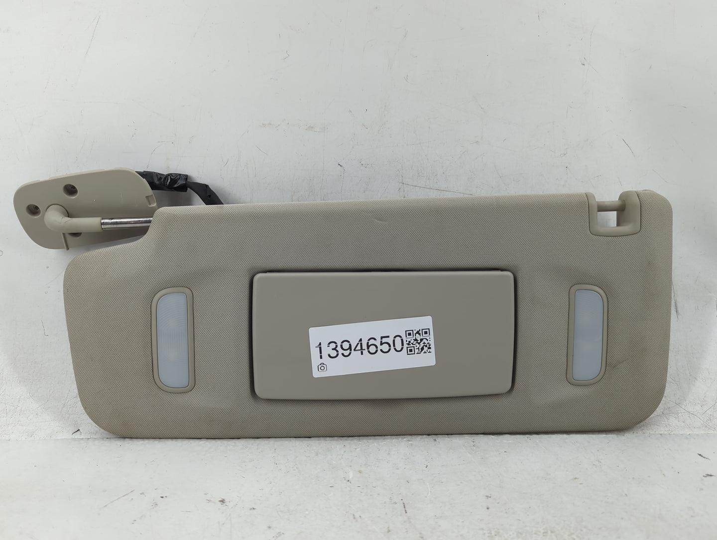 2007-2013 Chevrolet Silverado 1500 Sun Visor Shade Replacement Driver Left Mirror Fits OEM Used Auto Parts - Oemusedautopart