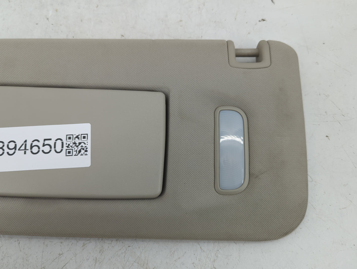 2007-2013 Chevrolet Silverado 1500 Sun Visor Shade Replacement Driver Left Mirror Fits OEM Used Auto Parts - Oemusedautopart