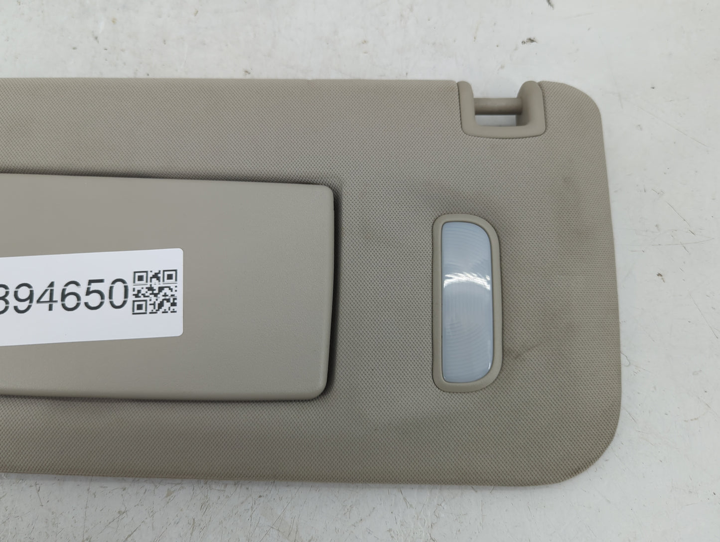 2007-2013 Chevrolet Silverado 1500 Sun Visor Shade Replacement Driver Left Mirror Fits OEM Used Auto Parts - Oemusedautopart